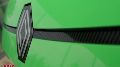 Leoni (Renault): "Vittoria di The Car of The Year 2025 corona un anno da record"