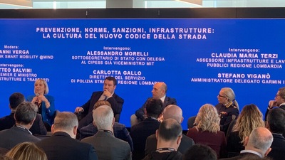 Nuovo Codice della Strada, Salvini: "L'auto non è un nemico"