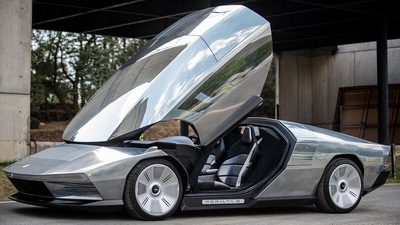 Peralta S by Giugiaro