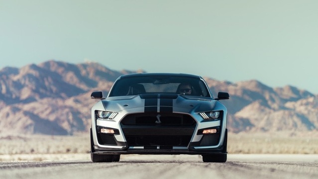 Nuova Mustang Shelby GT 500: foto