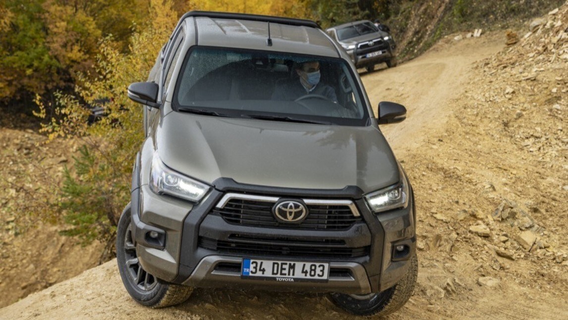 Toyota Hilux My 2021, L'invincible Alla Prova | Auto.it
