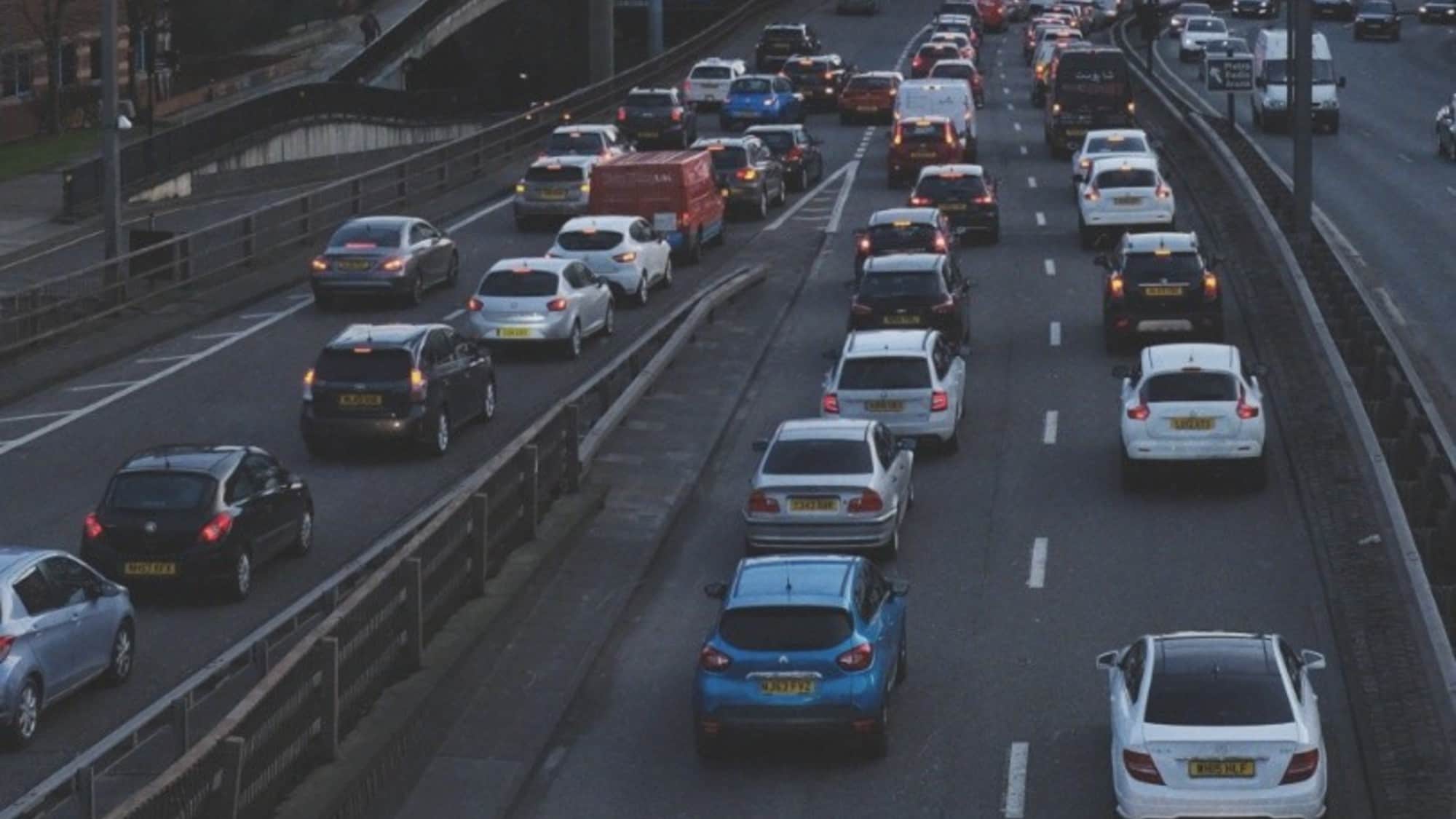 Traffico luglio 2022: le strade nei weekend da bollino rosso