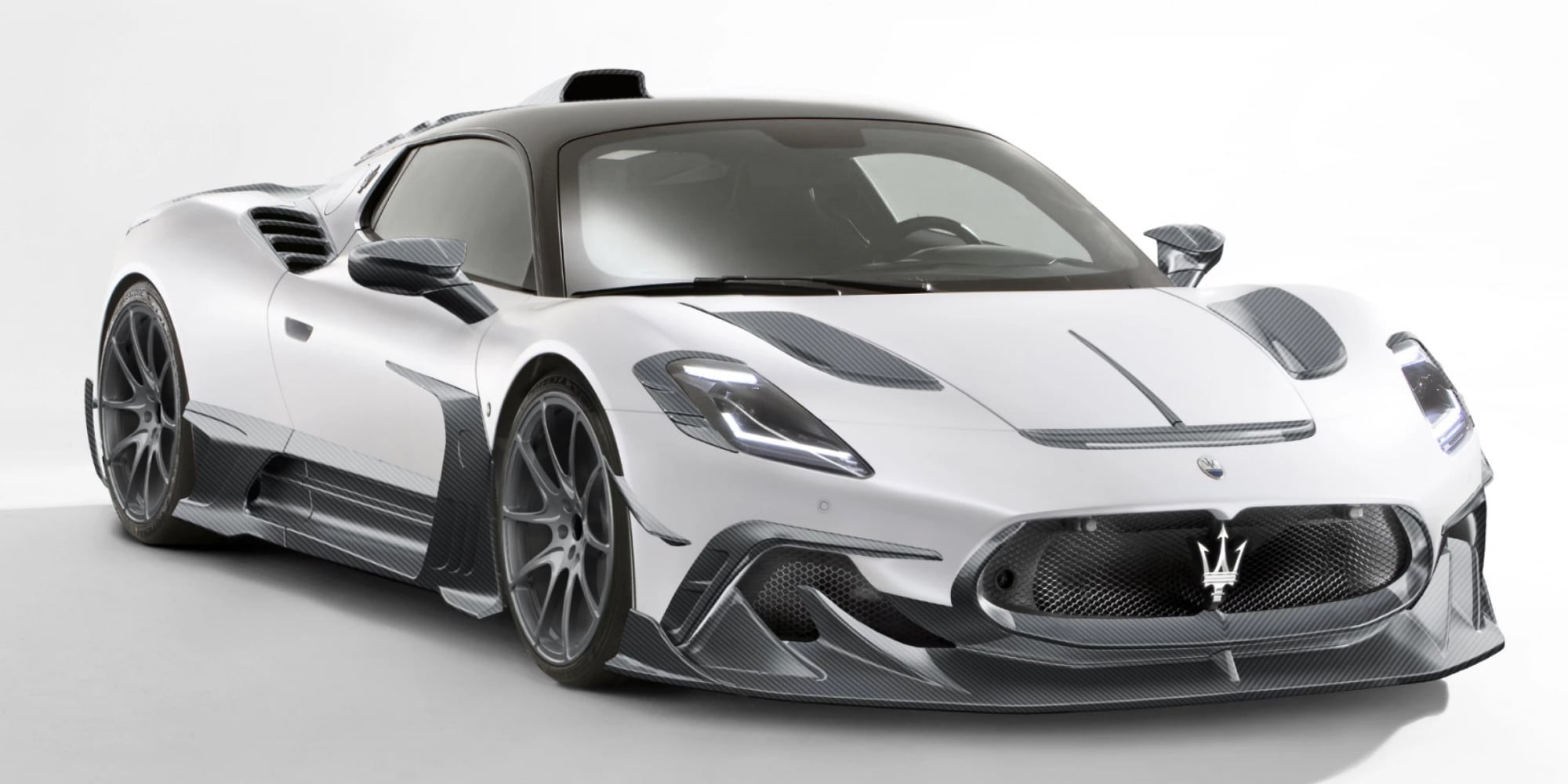 Maserati MC20, look estremo in fibra di carbonio con Mansory Auto.it