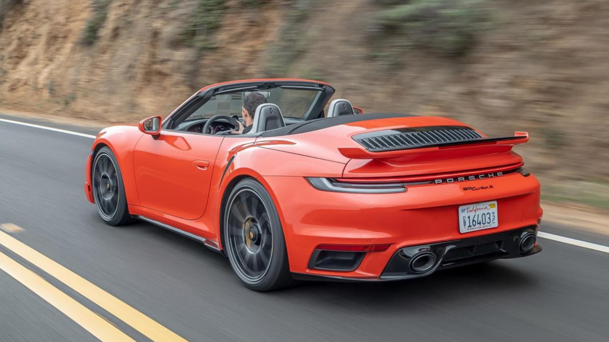 Auto i colori preferiti nel mondo, come cambiano le tendenze