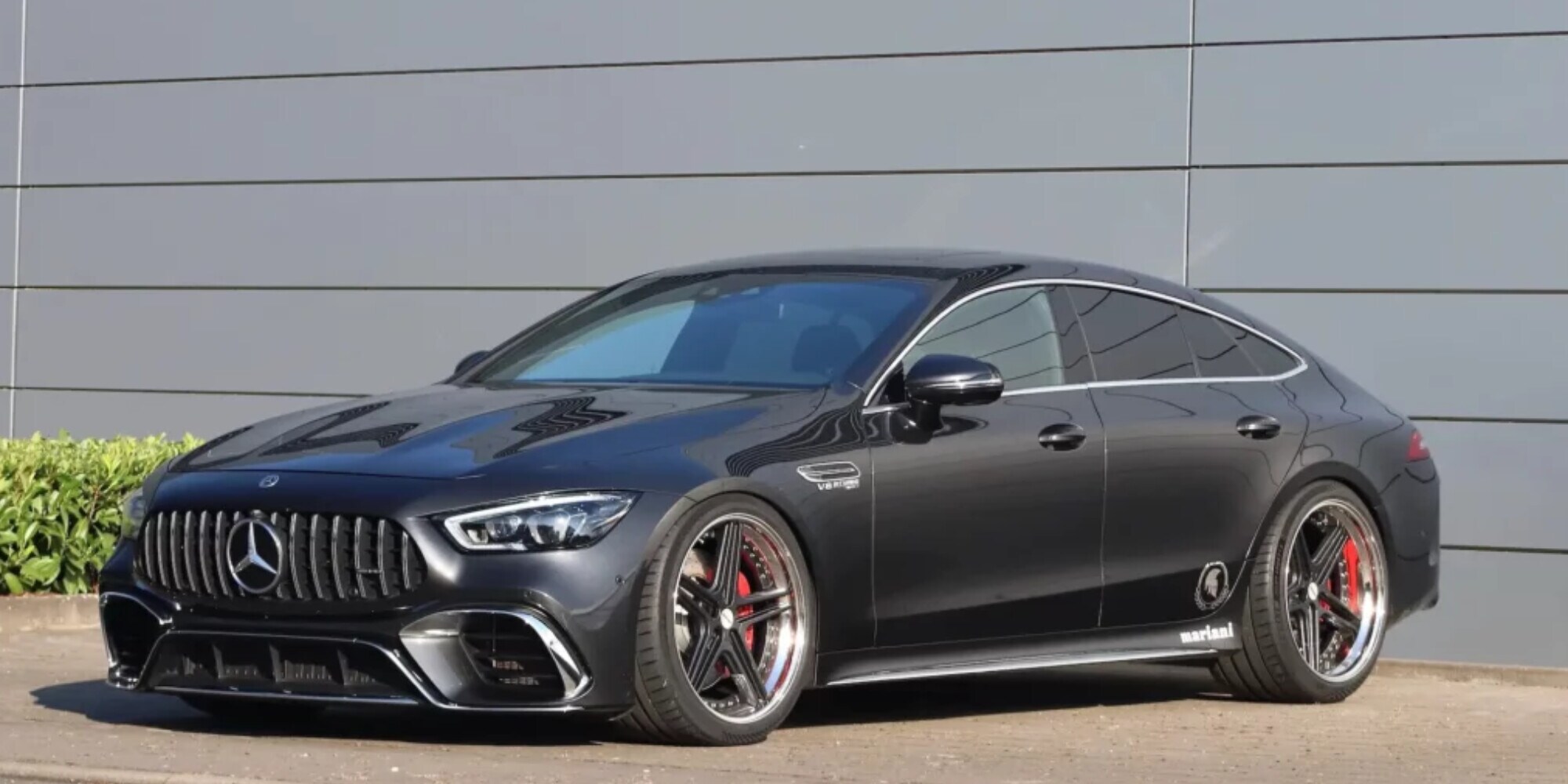 Mercedes-AMG GT, cerchi da 21" e 725 cv con Mariani | Auto.it