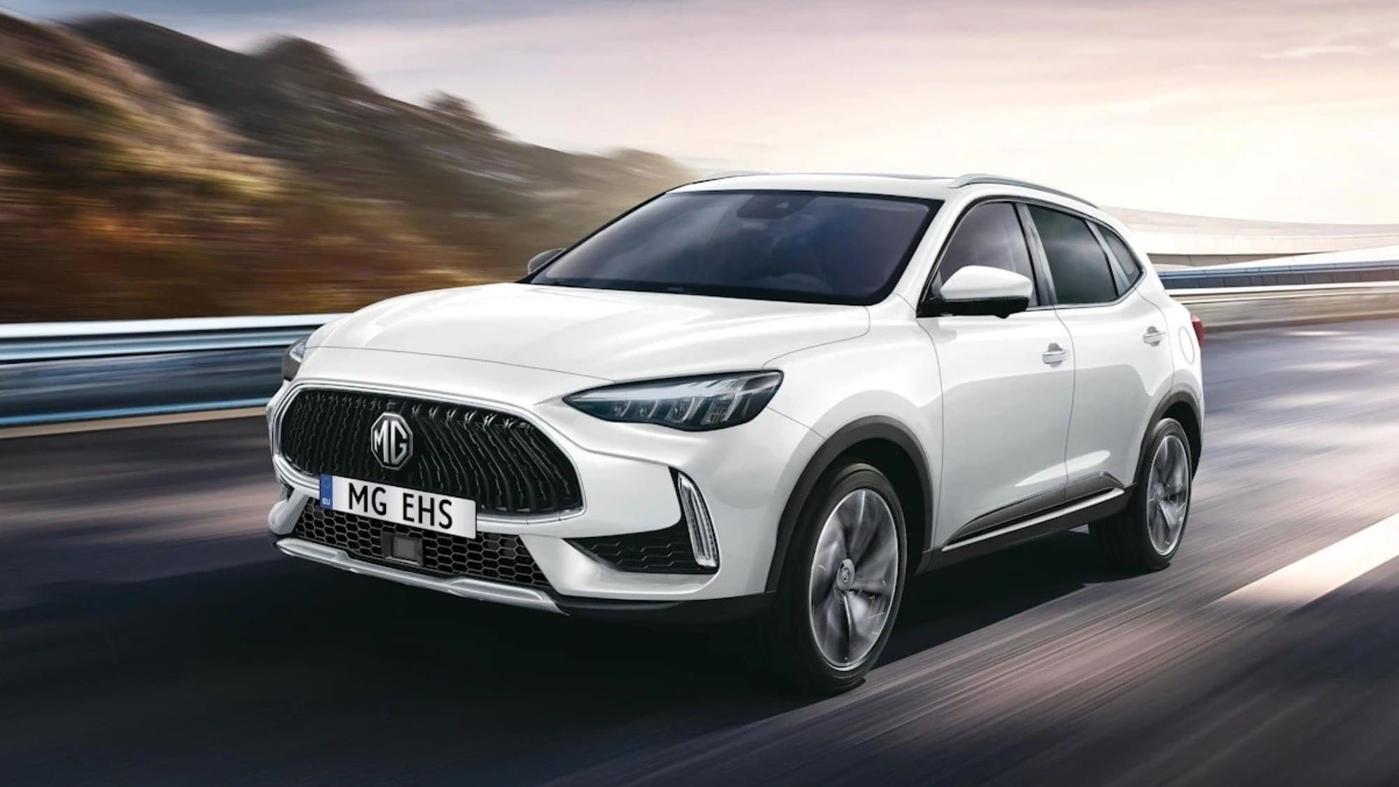 Nuova MG HS, a Goodwood la seconda generazione PHEV