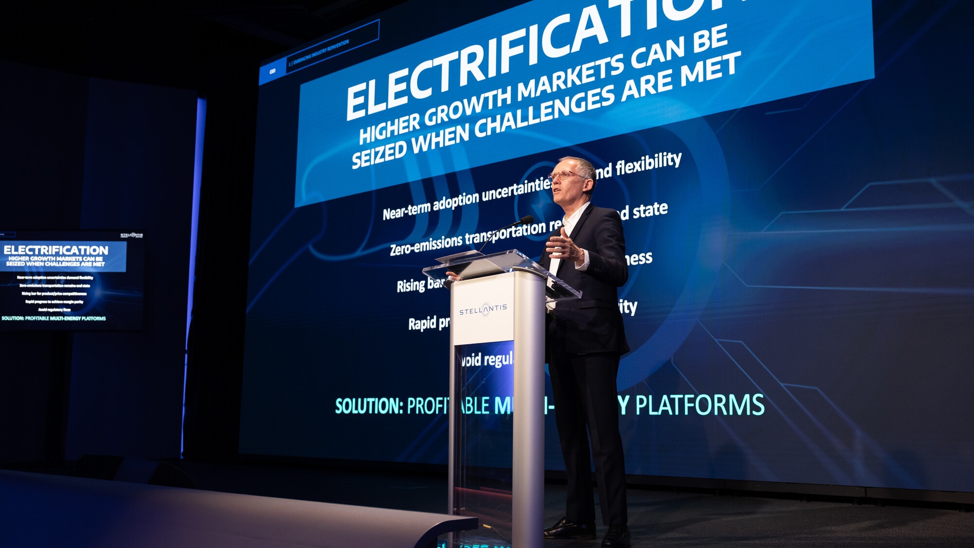 Stellantis, Tavares: "Dazi alle auto cinesi? Con Leapmotor avremo ottimi rendimenti"