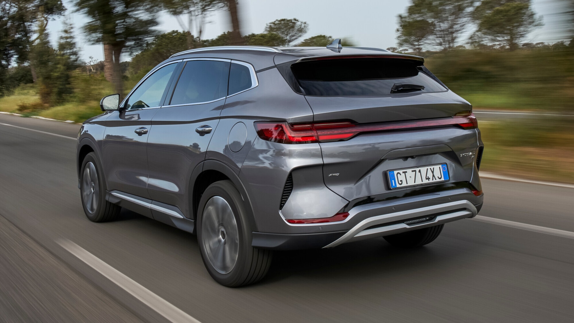 BYD, la terza fabbrica europea in Italia? "Hanno votato per i dazi..."