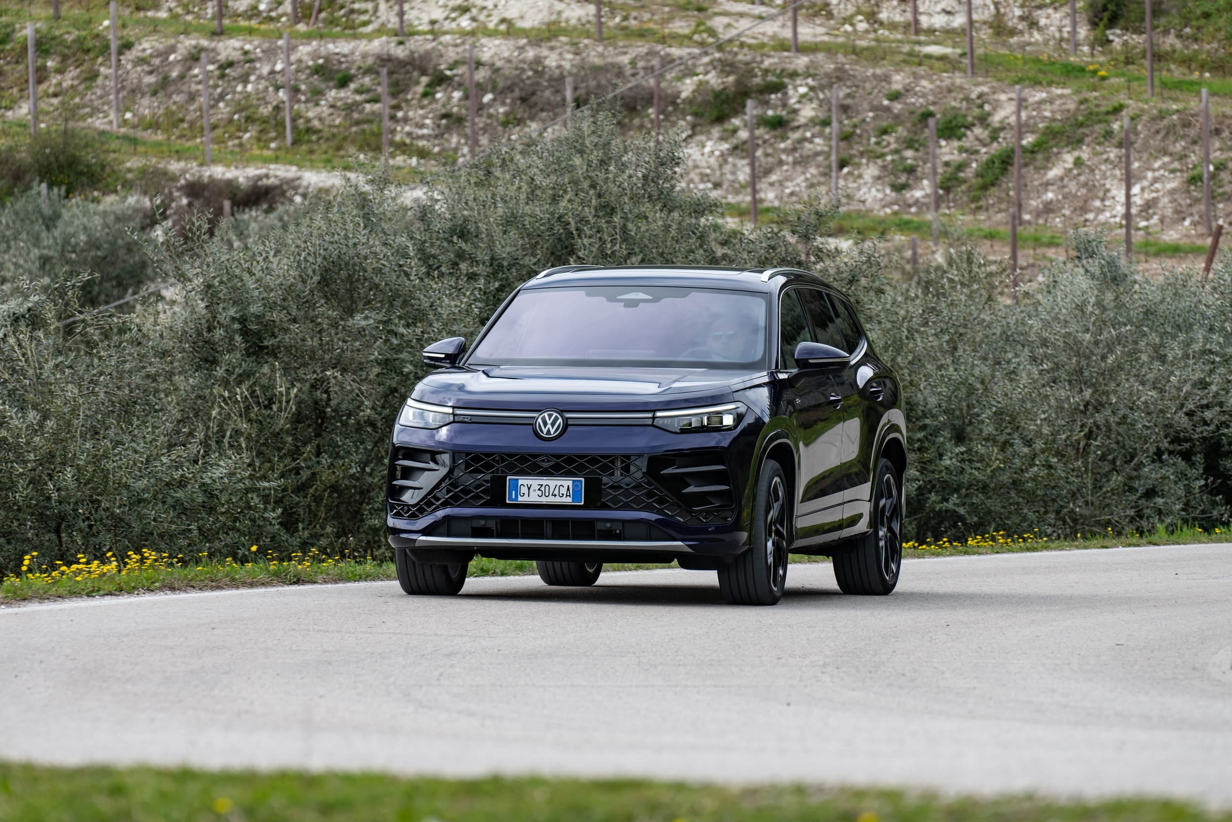 Volkswagen Tayron, il primo contatto in azione