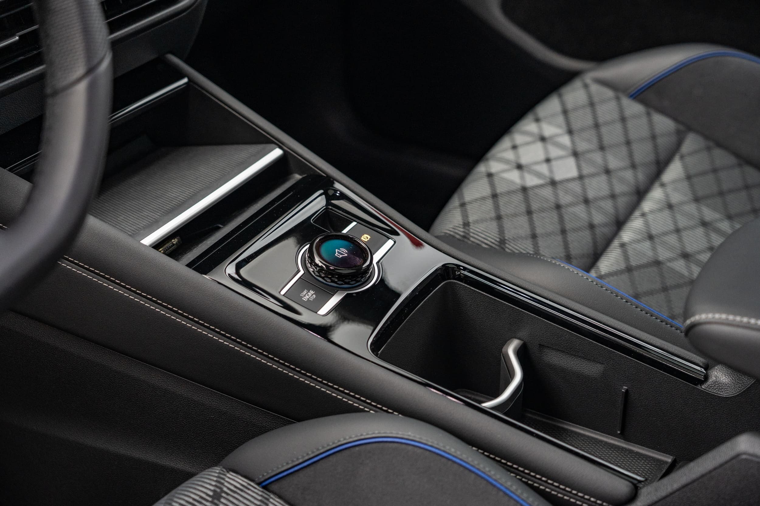 Volkswagen Tayron, il primo contatto in azione