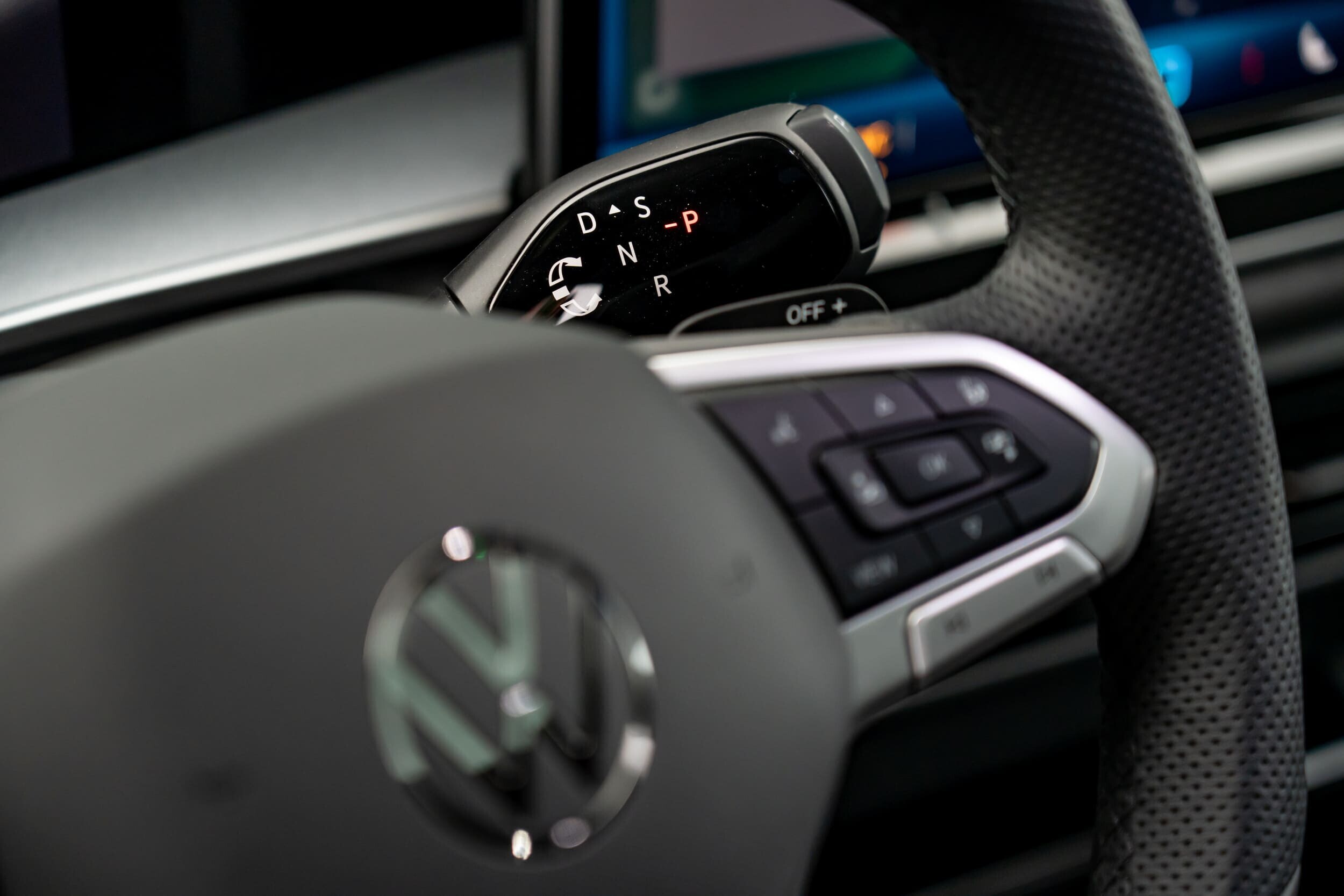 Volkswagen Tayron, il primo contatto in azione