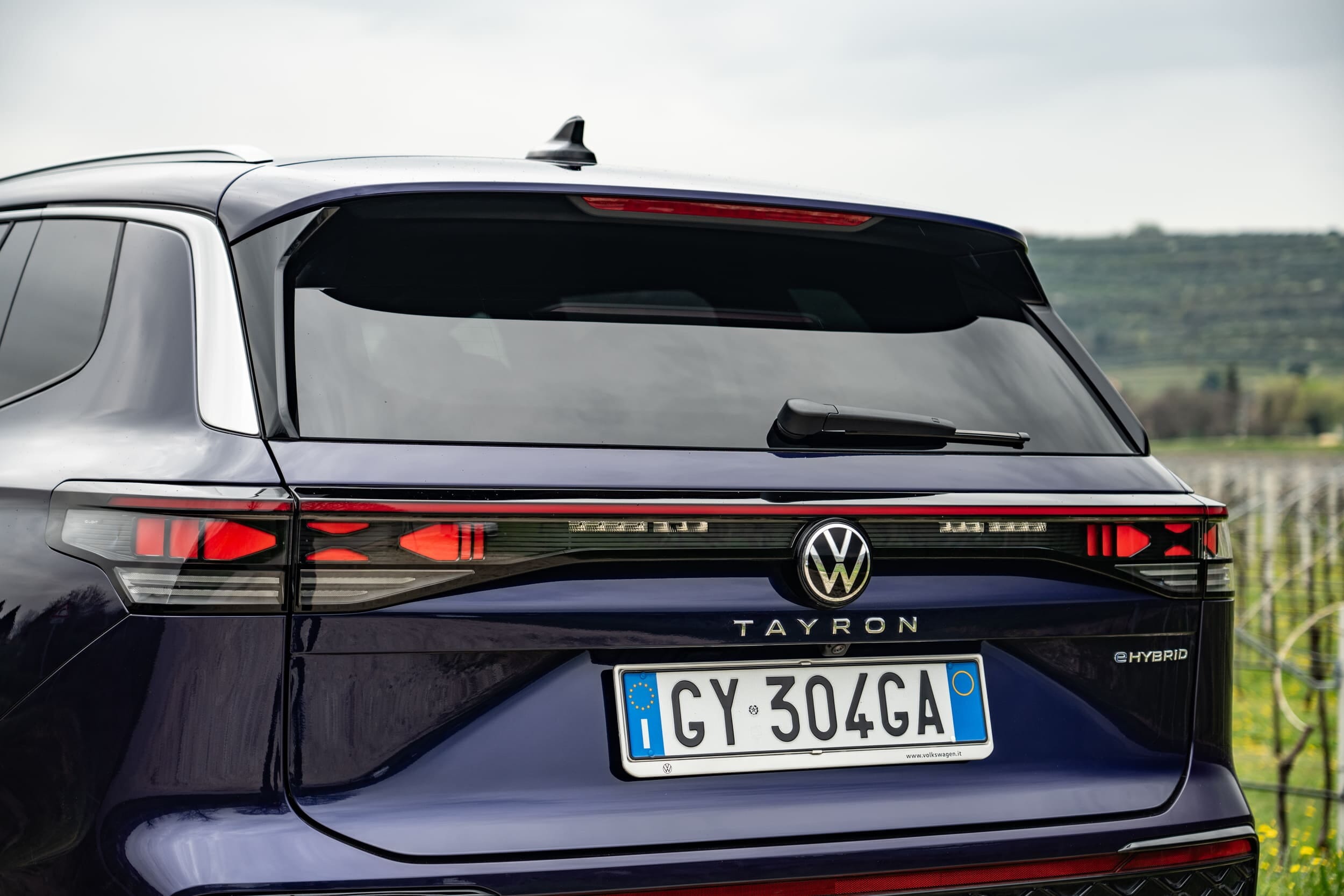 Volkswagen Tayron, il primo contatto in azione