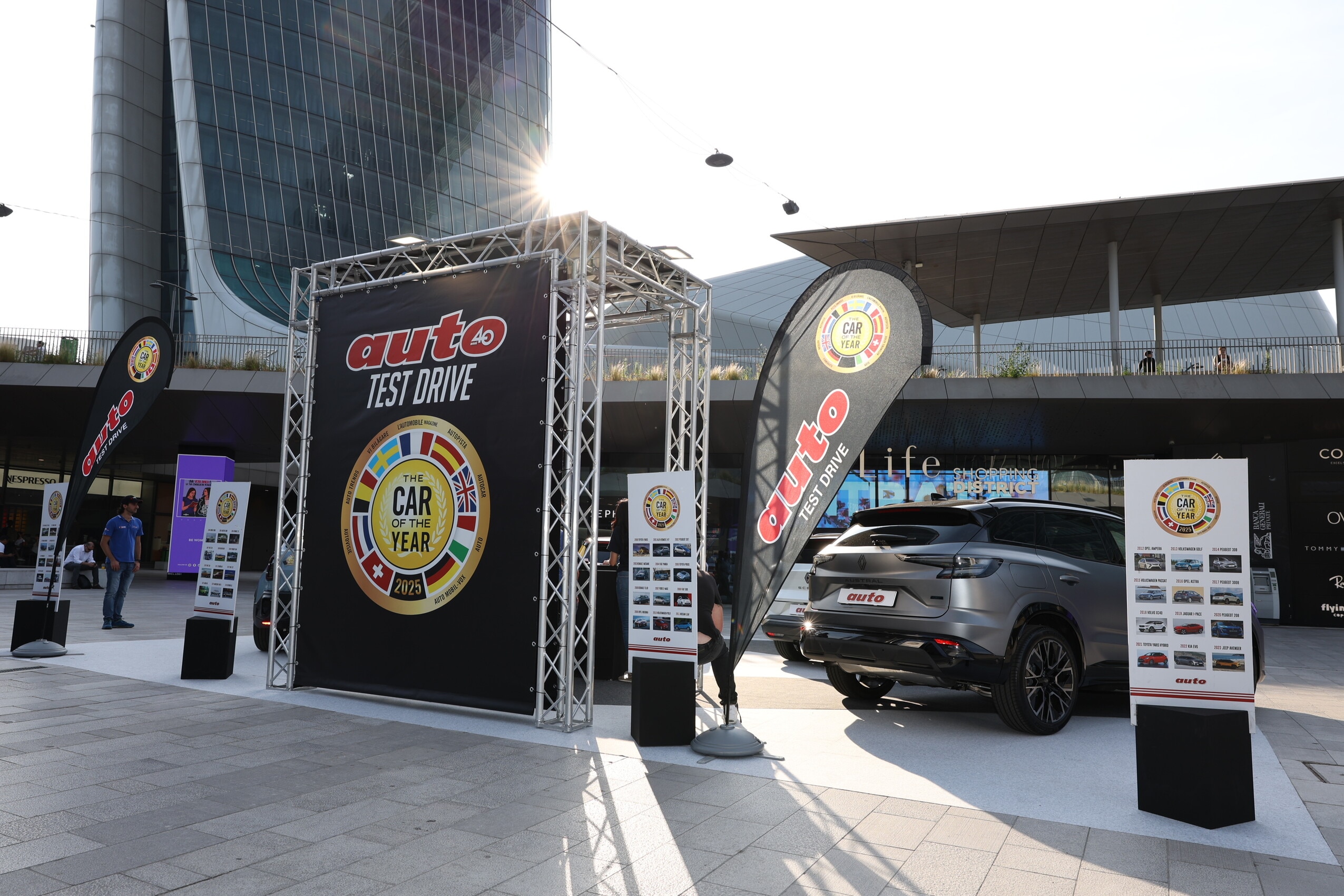 The Car of The Year, i test drive a Milano CityLife
