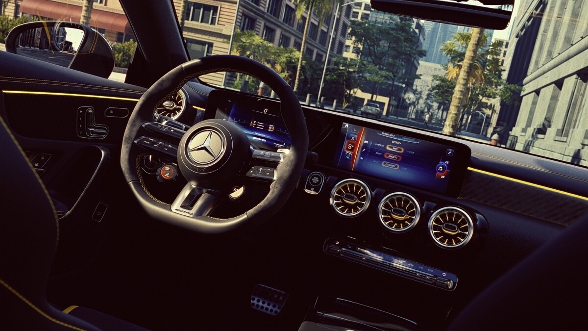 Mercedes-AMG CLA 45 Final Edition, esce di scena il super 2 litri