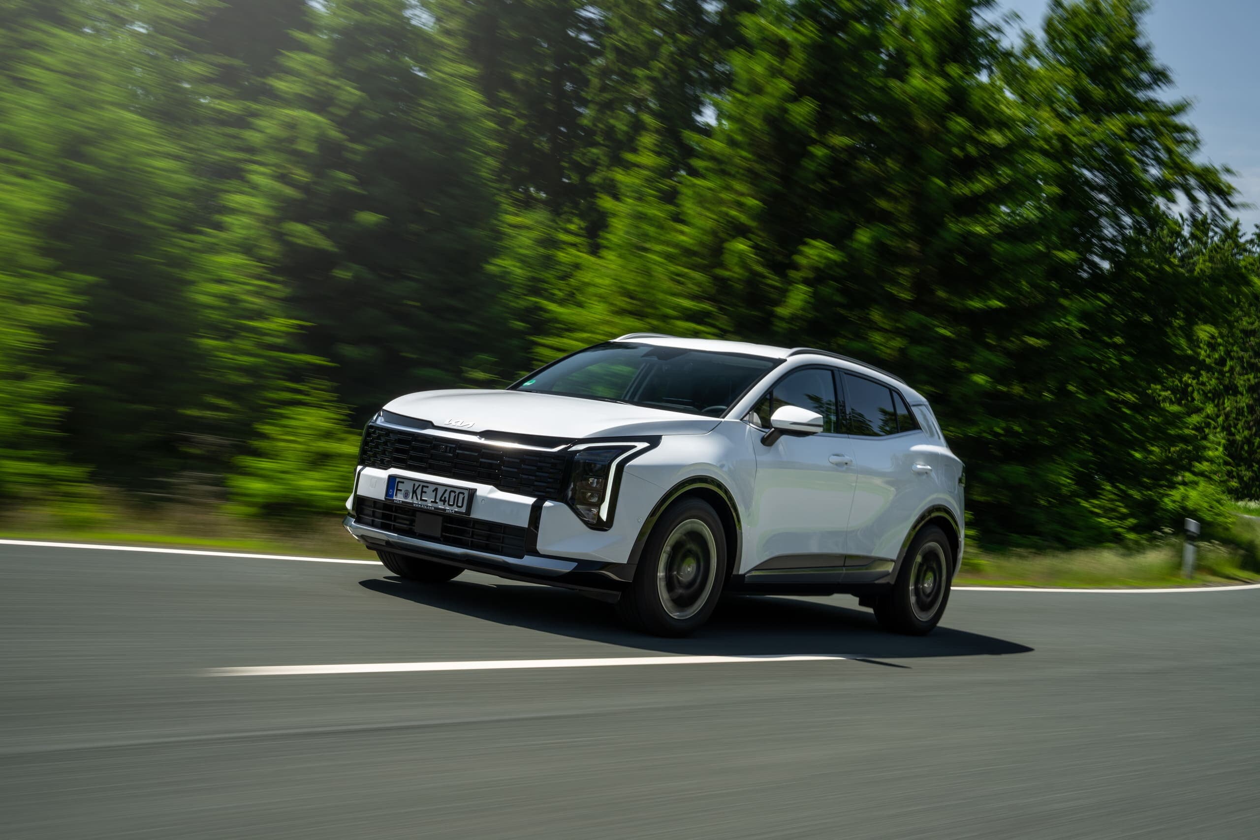 Kia Sportage 2025, la bestseller si rinnova 