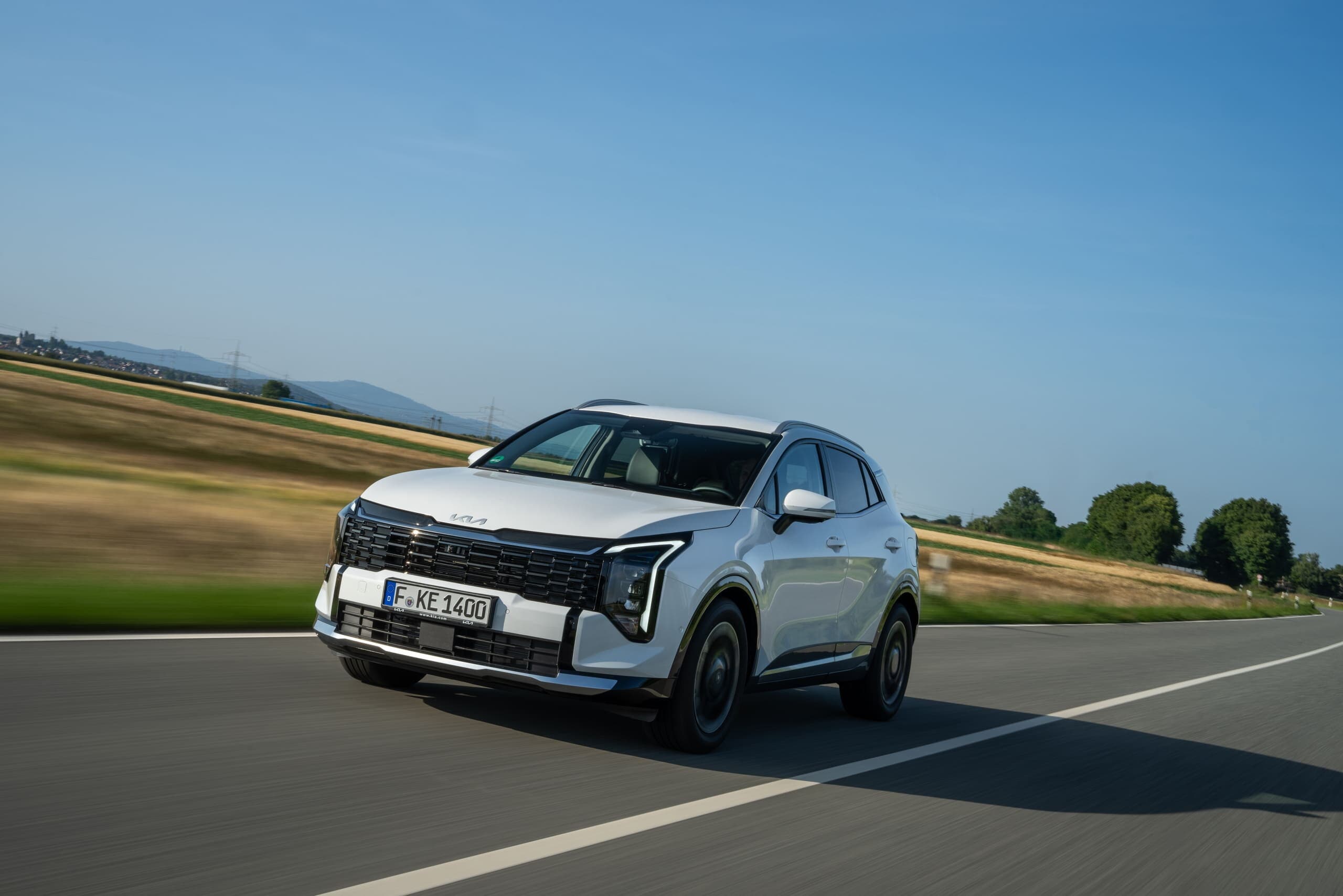 Kia Sportage 2025, la bestseller si rinnova 