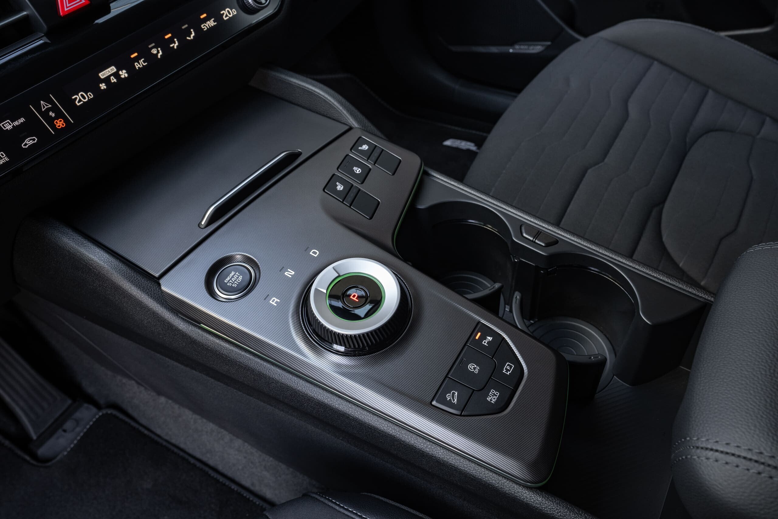 Kia Sportage 2025, la bestseller si rinnova 