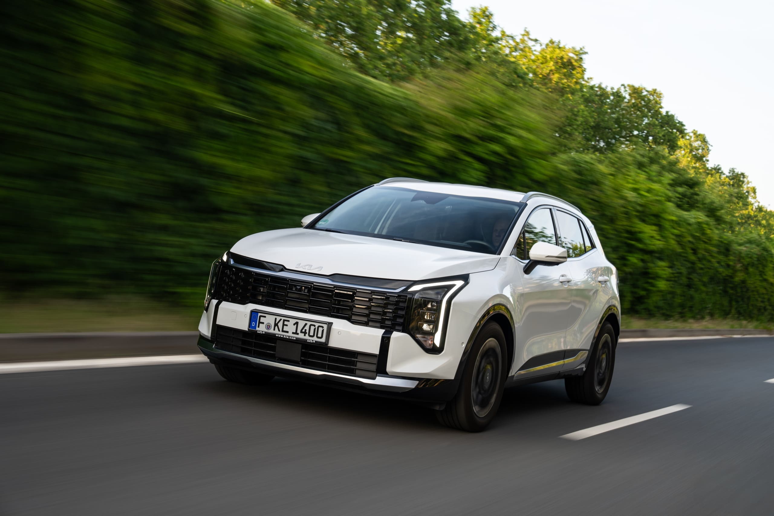 Kia Sportage 2025, la bestseller si rinnova 