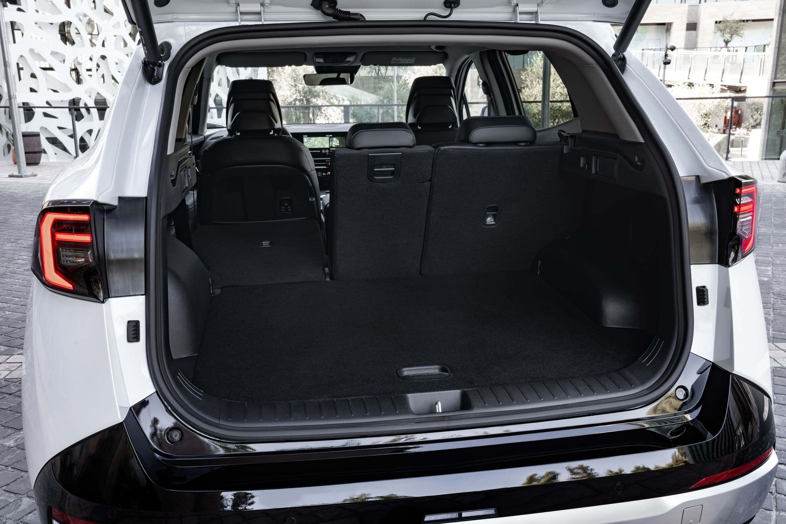 Kia Sportage 2025, la bestseller si rinnova 