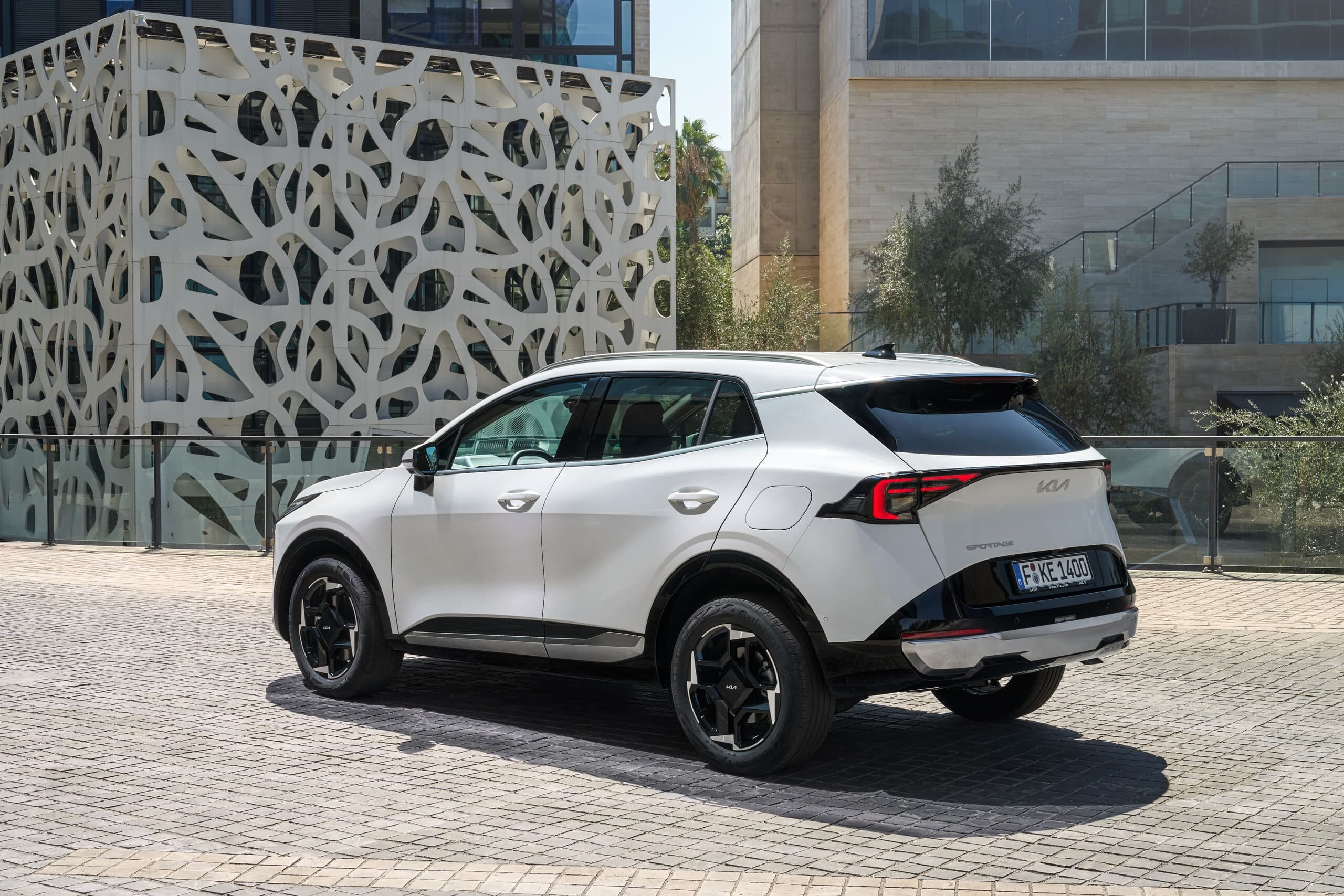 Kia Sportage 2025, la bestseller si rinnova 