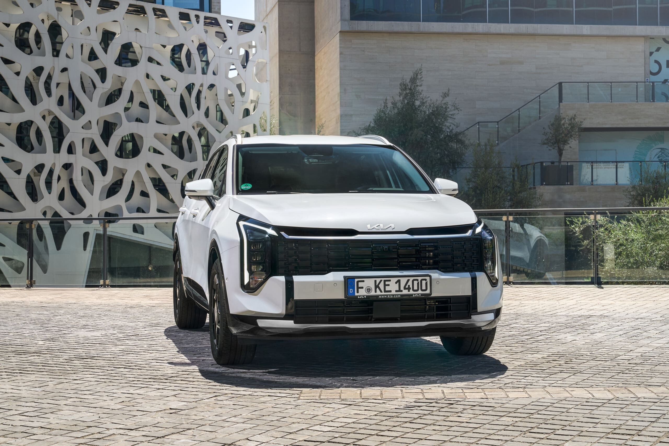 Kia Sportage 2025, la bestseller si rinnova 