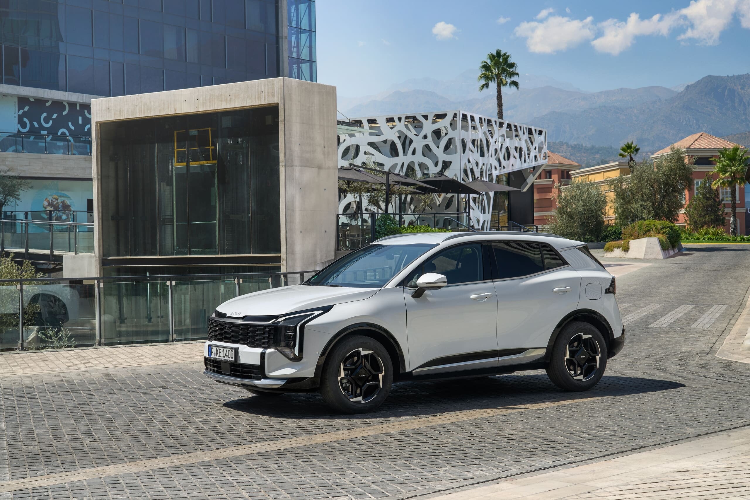 Kia Sportage 2025, la bestseller si rinnova 