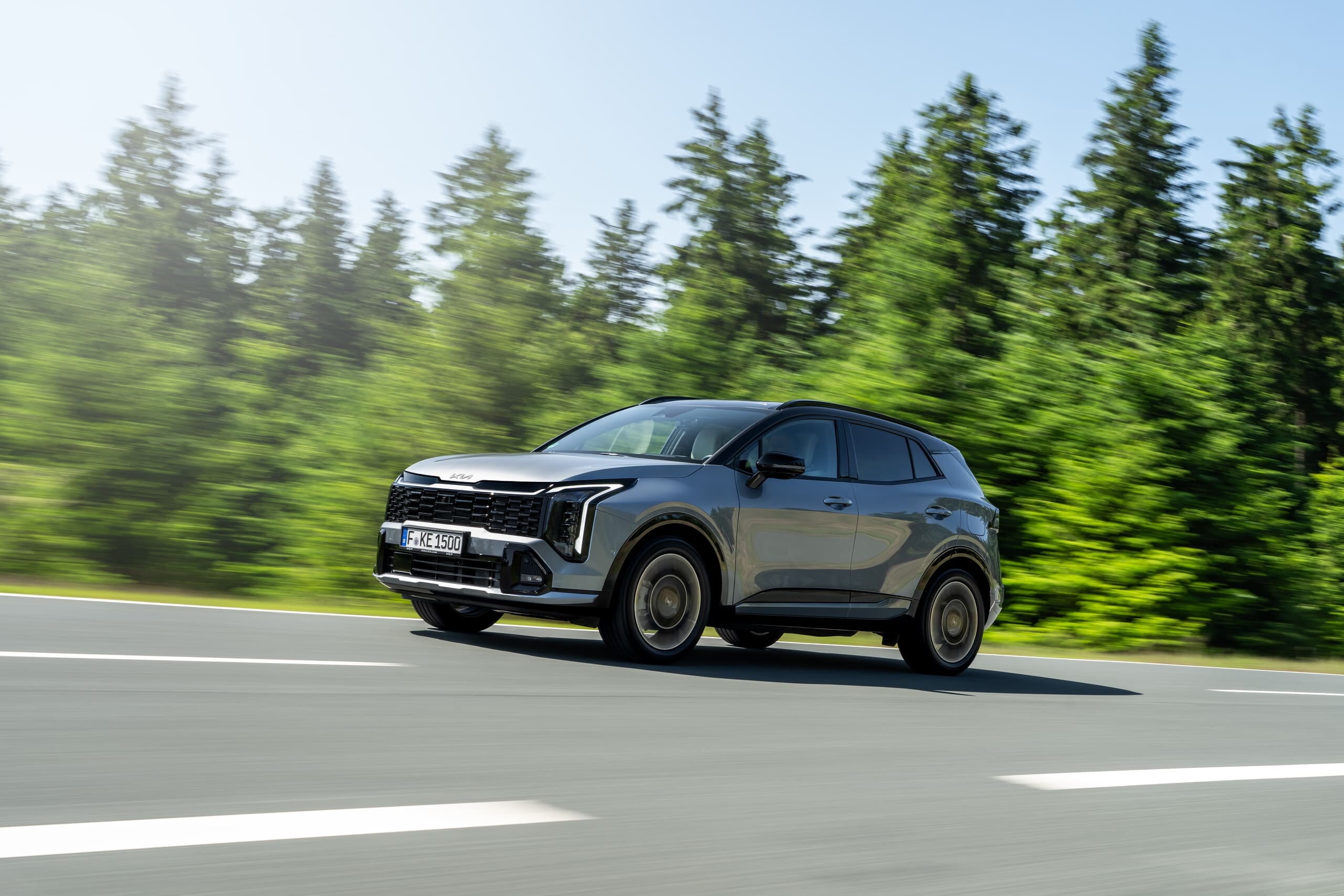 Kia Sportage 2025, la bestseller si rinnova 