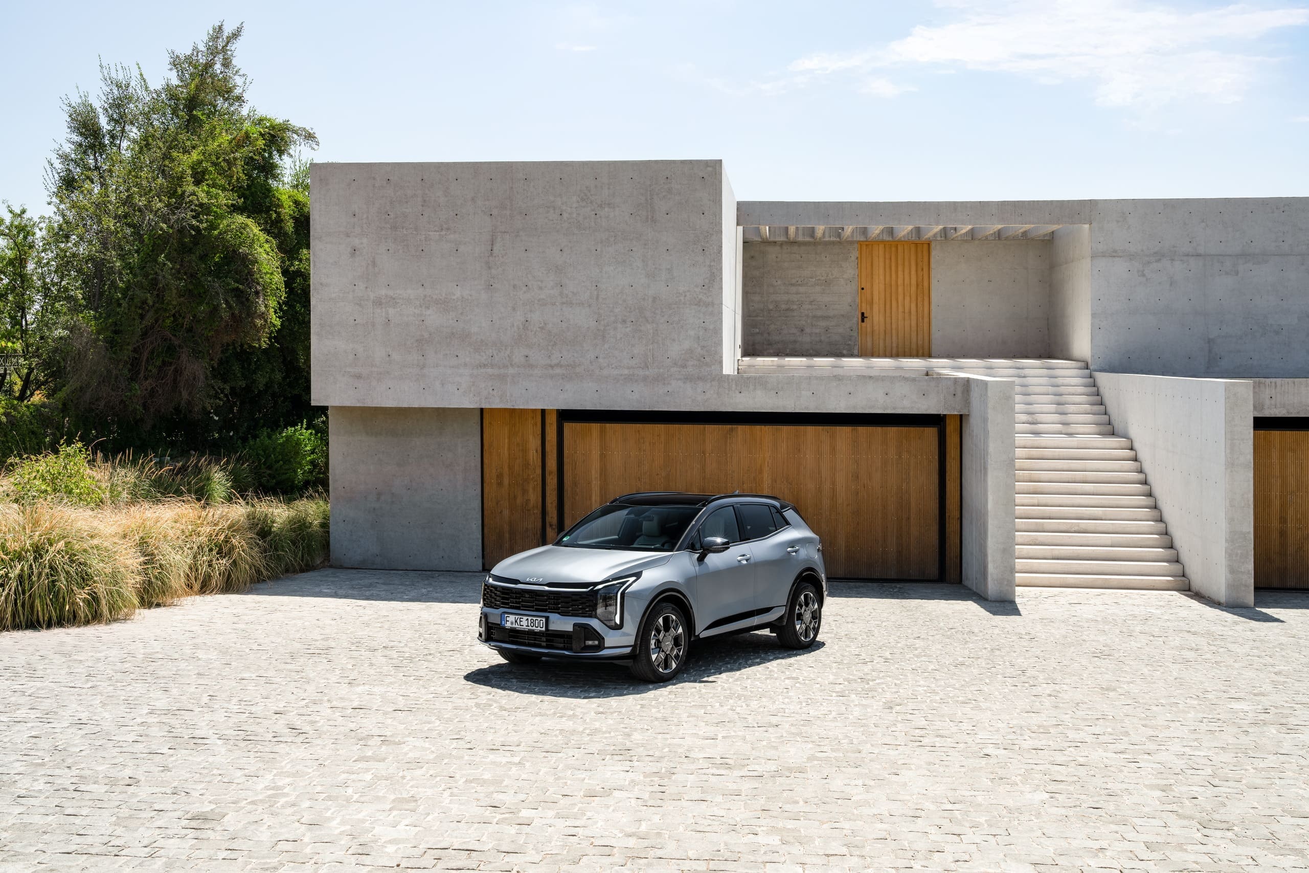 Kia Sportage 2025, la bestseller si rinnova 