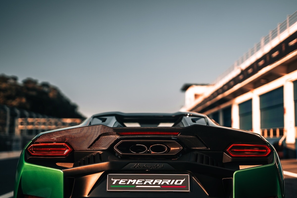Lamborghini Temerario, la supercar ibrida in pista