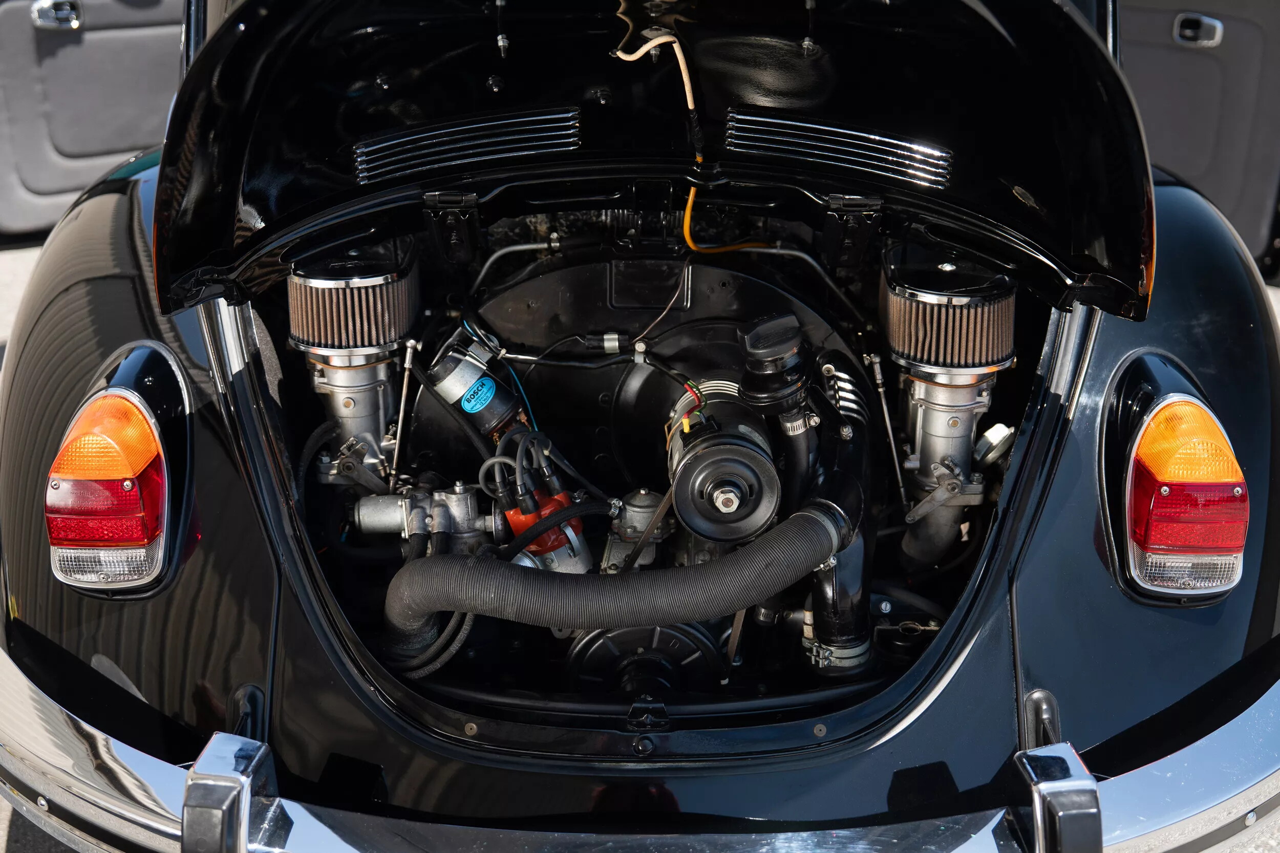 "Rollswagen", l'unica VW Beetle Limousine all'asta a Monterey