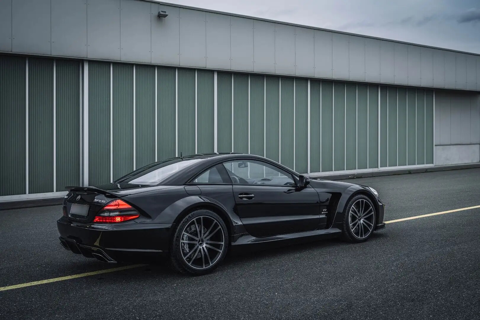 La Mercedes SL 65 AMG Black Series appartenuta a Toto Wolff è in vendita