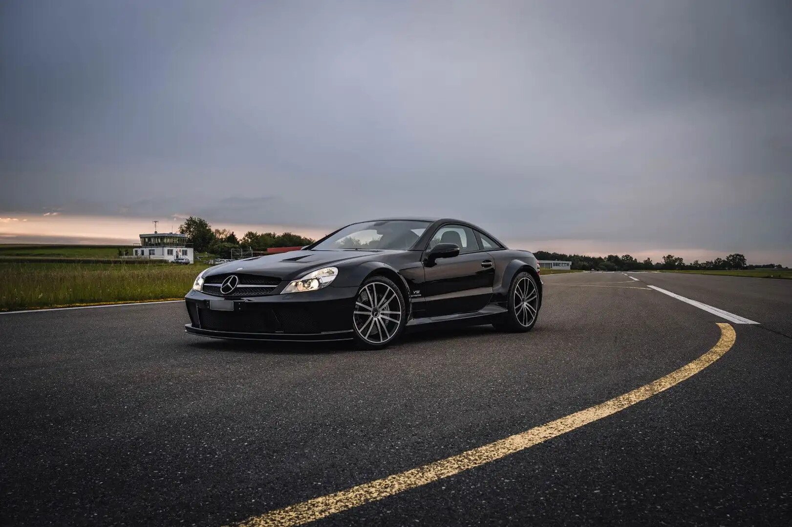 La Mercedes SL 65 AMG Black Series appartenuta a Toto Wolff è in vendita