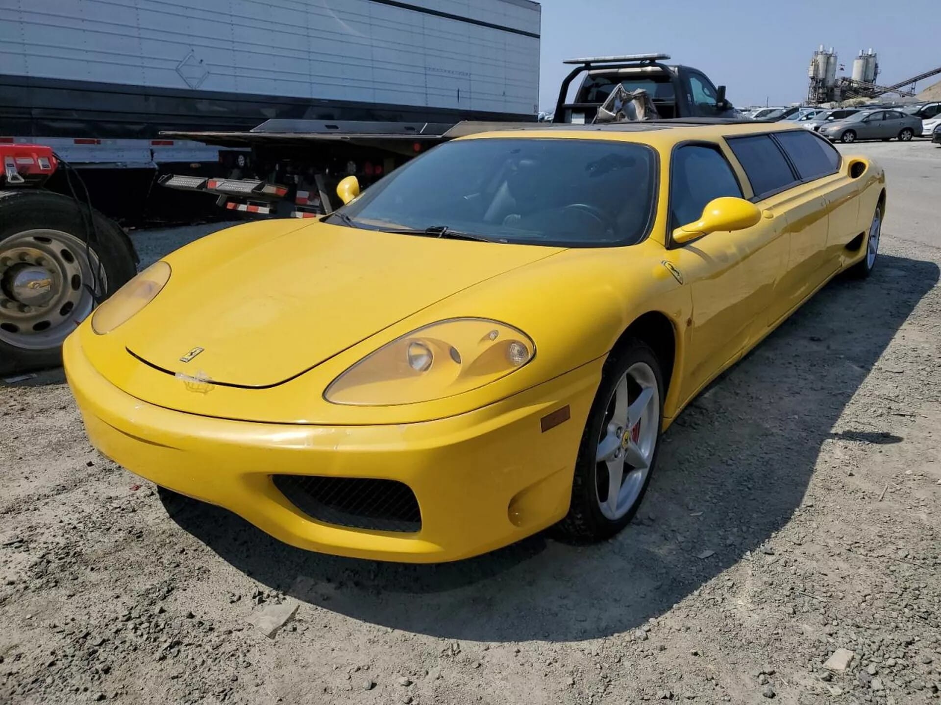 Le foto della Ferrari 360 Modena Limousine