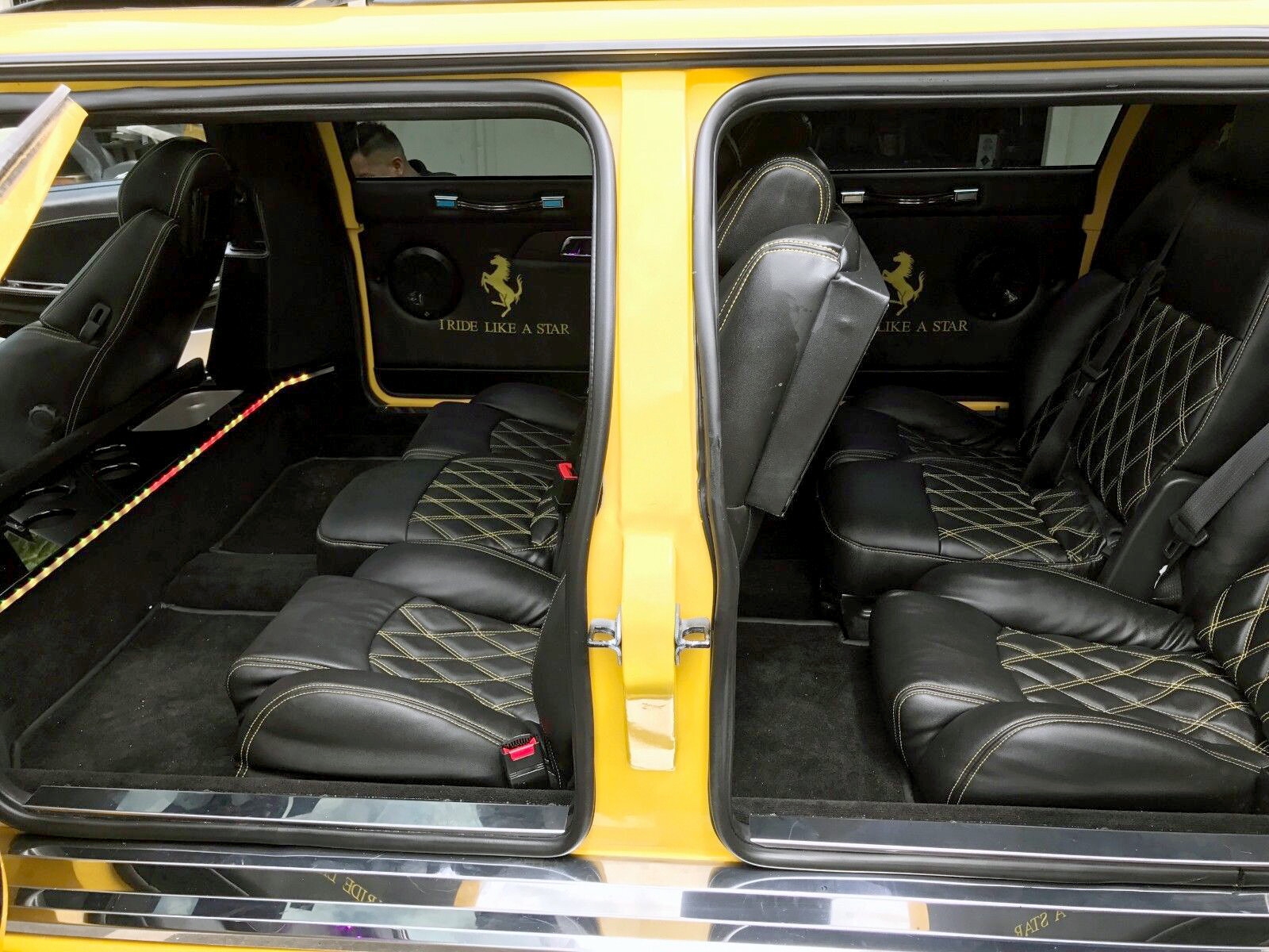 Le foto della Ferrari 360 Modena Limousine