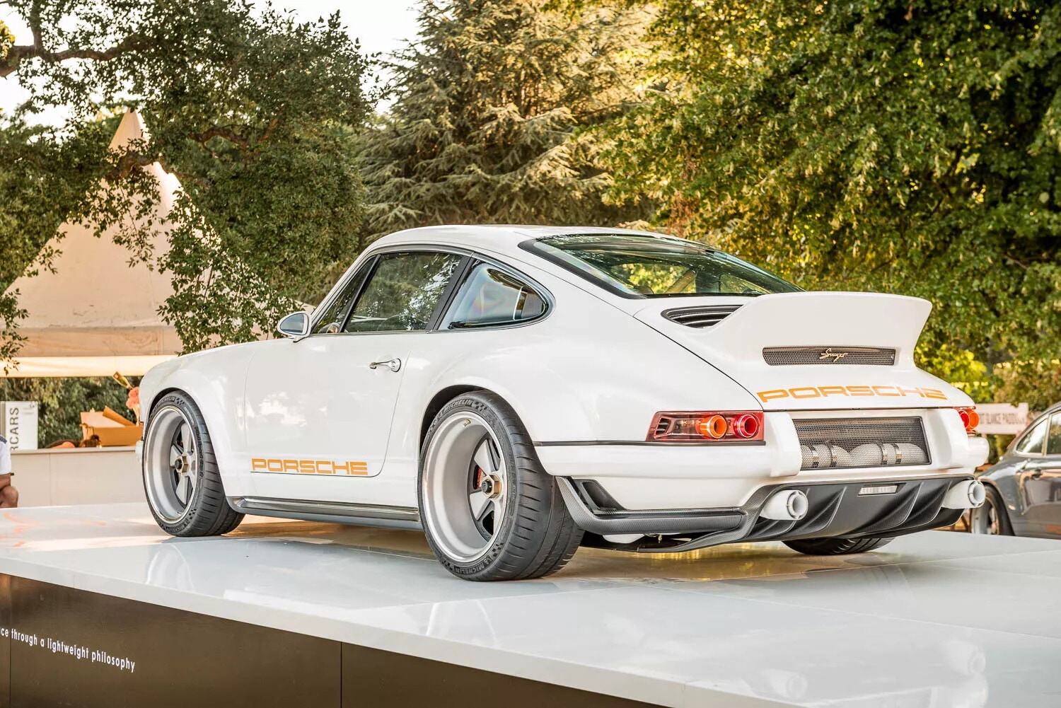 L'incredibile restomod Singer DLS vale oltre 3 milioni