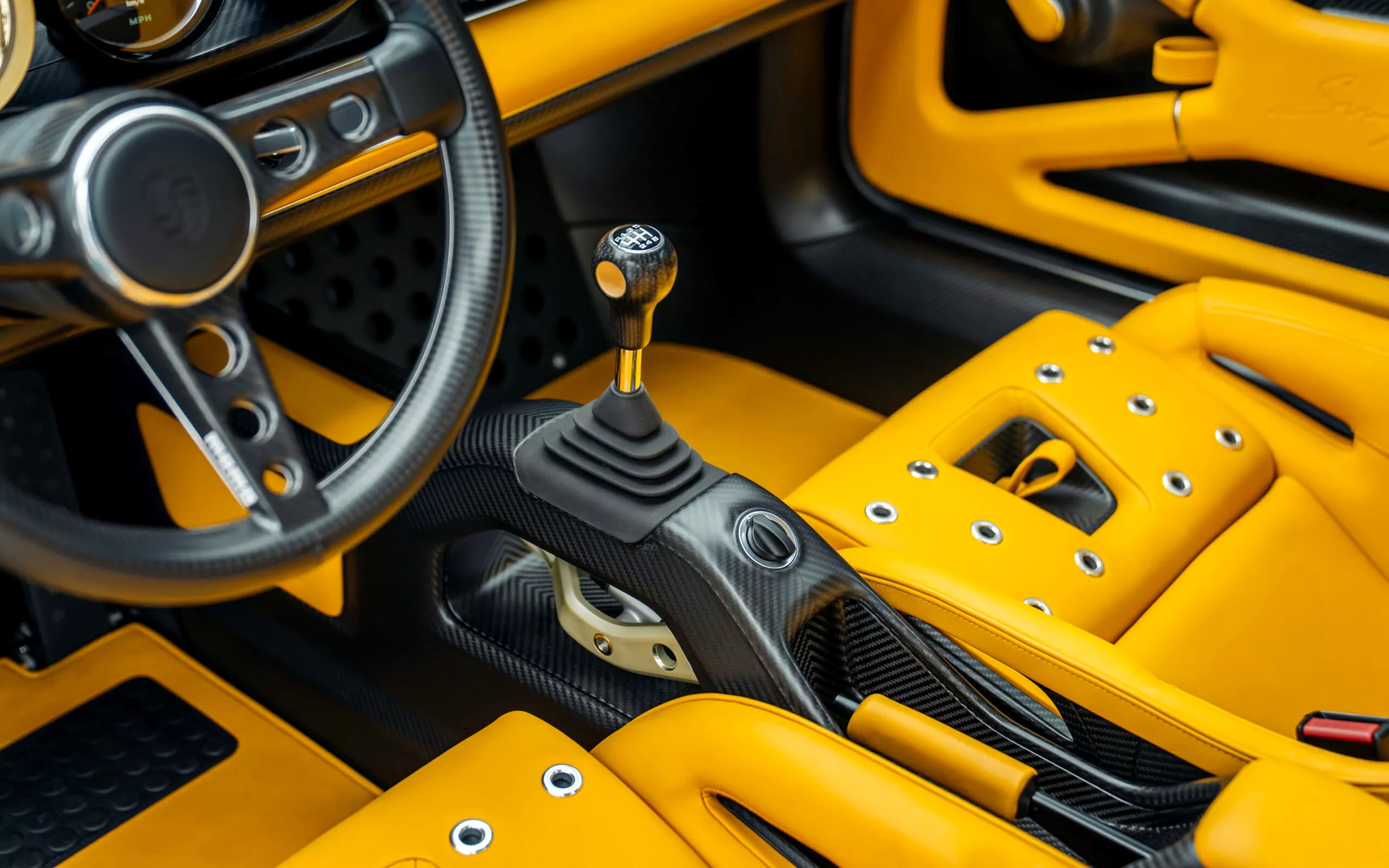 L'incredibile restomod Singer DLS vale oltre 3 milioni