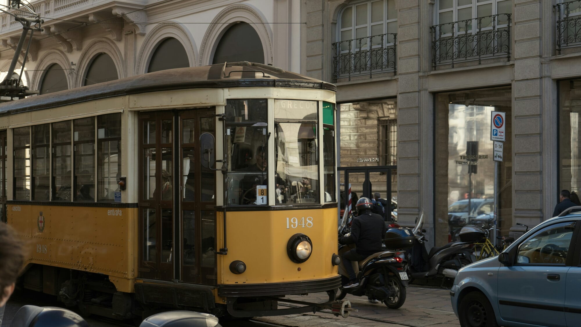 Manutenzione strade a Milano, il Comune annuncia un piano straordinario