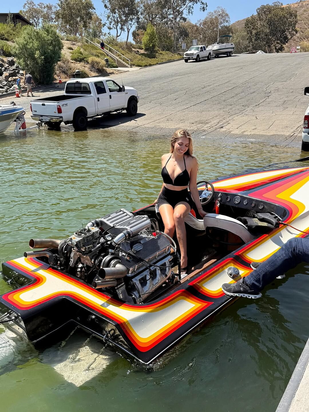 Emelia Hartford: costruttore e pilota tra Corvette record e Nissan Z da urlo