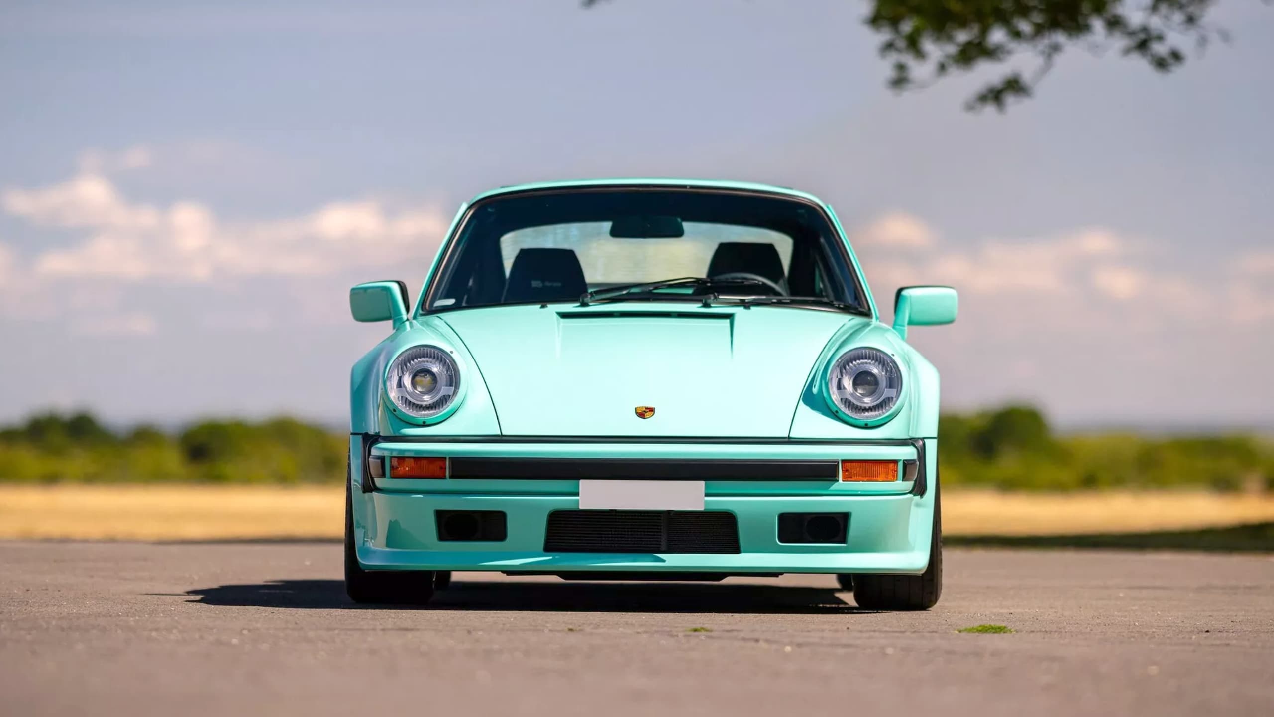  Le foto della Porsche 911 TAG Turbo by Lanzante