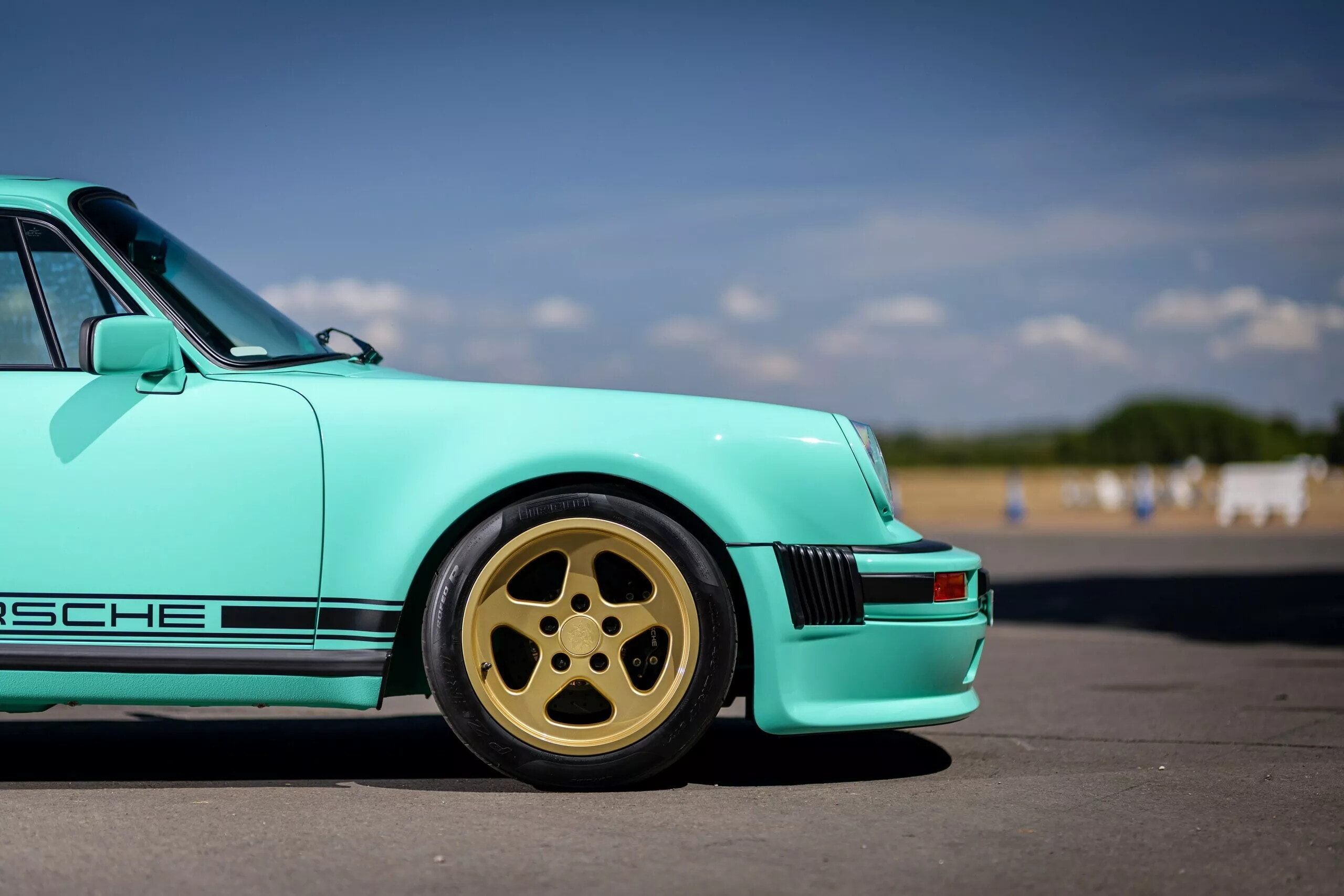  Le foto della Porsche 911 TAG Turbo by Lanzante