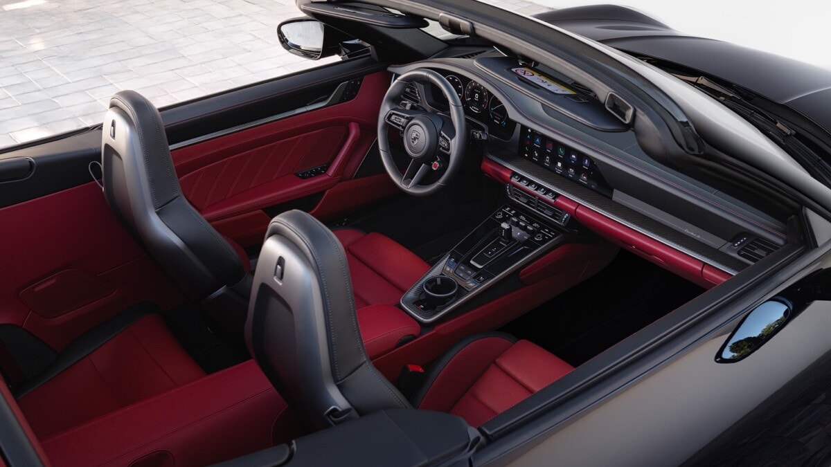 Nuova Porsche 911 Turbo S ibrida