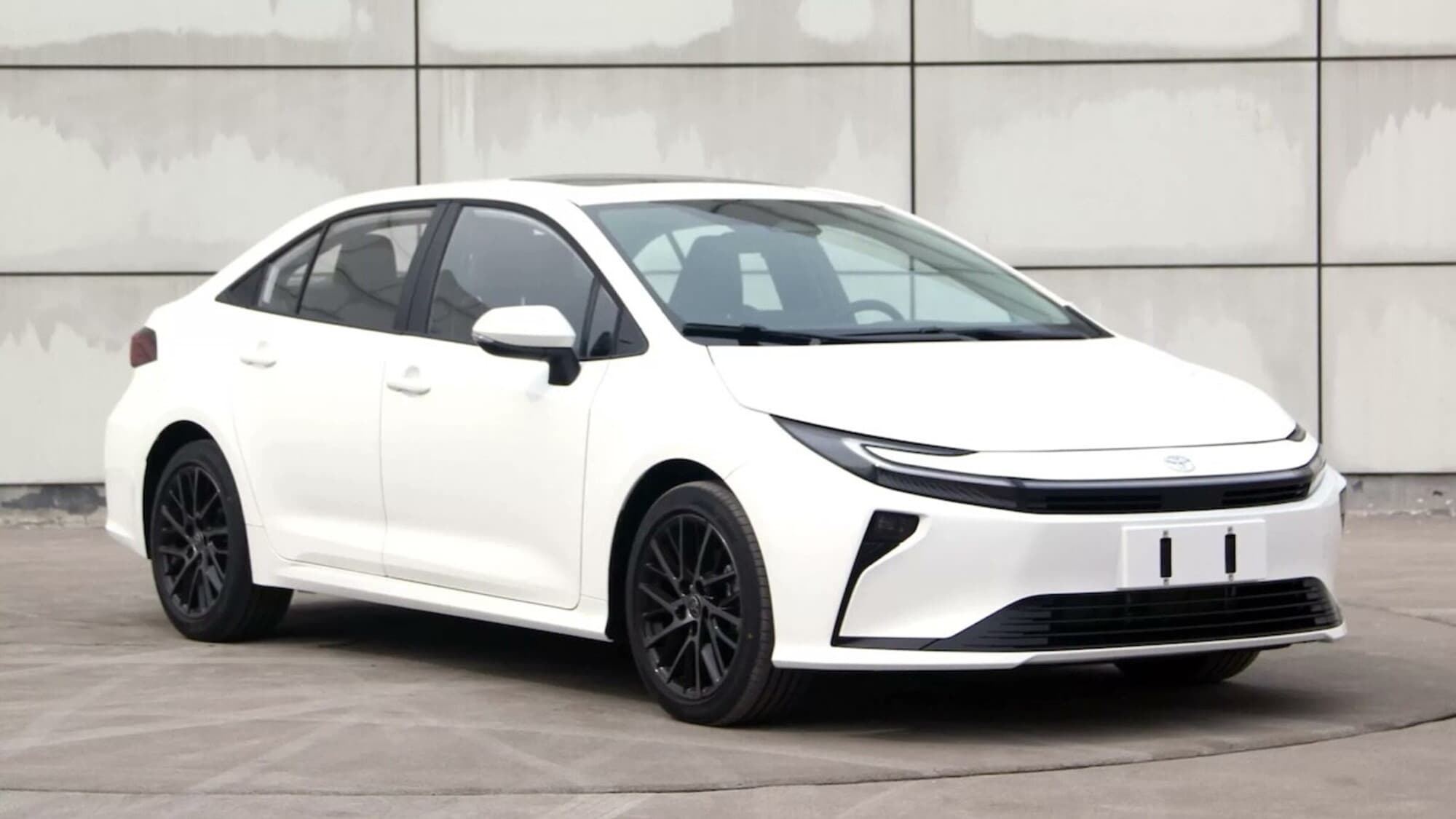 Toyota Corolla 2026, il volto Prius debutta in Cina: sarà anche per l'Europa?