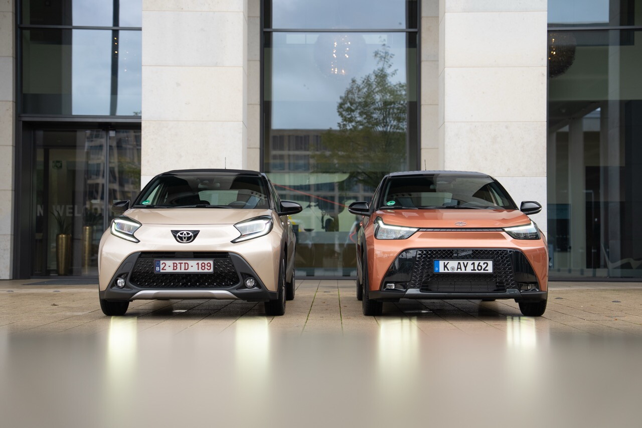 Toyota Aygo X, la full hybrid su strada