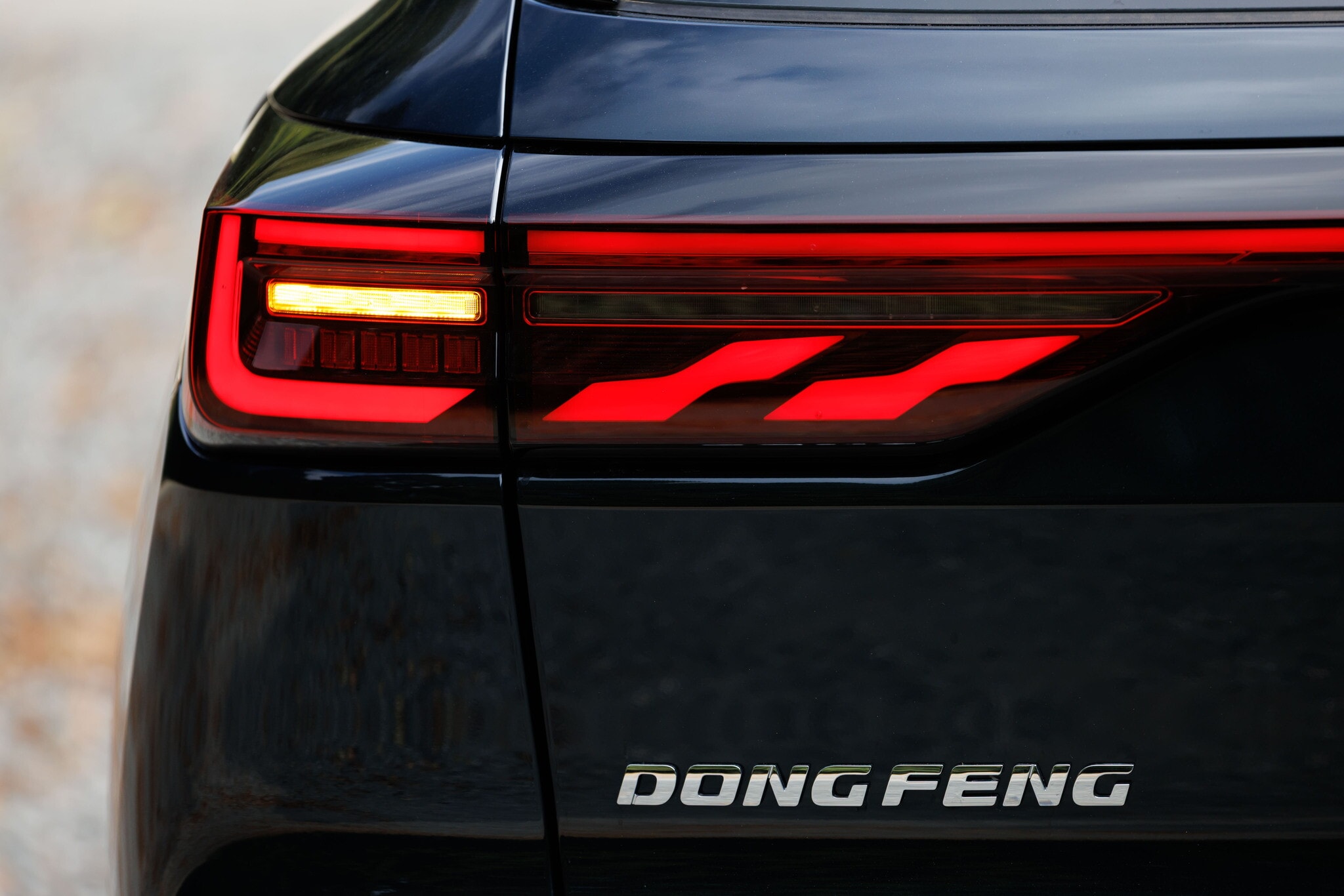 Dongfeng Box, Mage e Huge