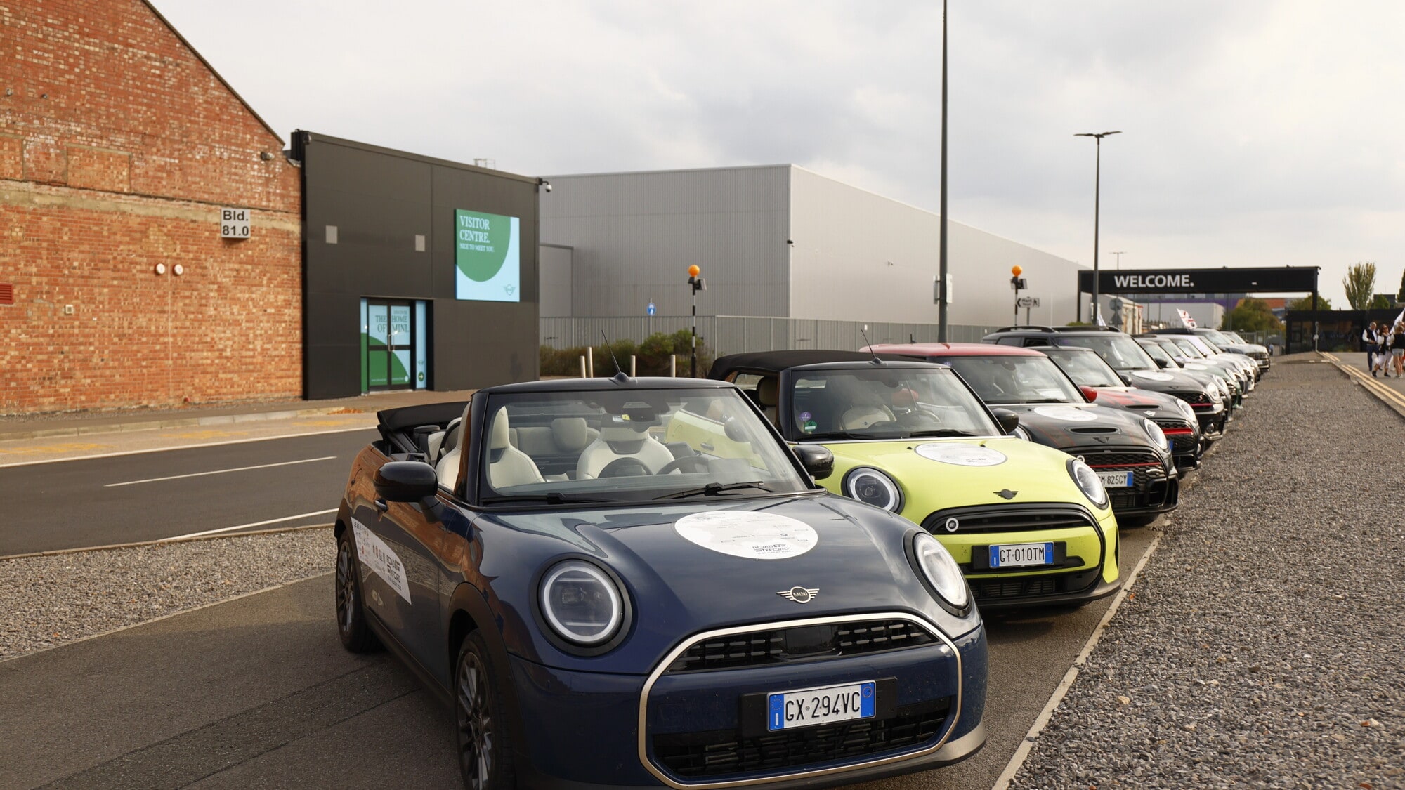 Road to Oxford: MINI Driver Club Brescia festeggia 18 anni con un viaggio speciale