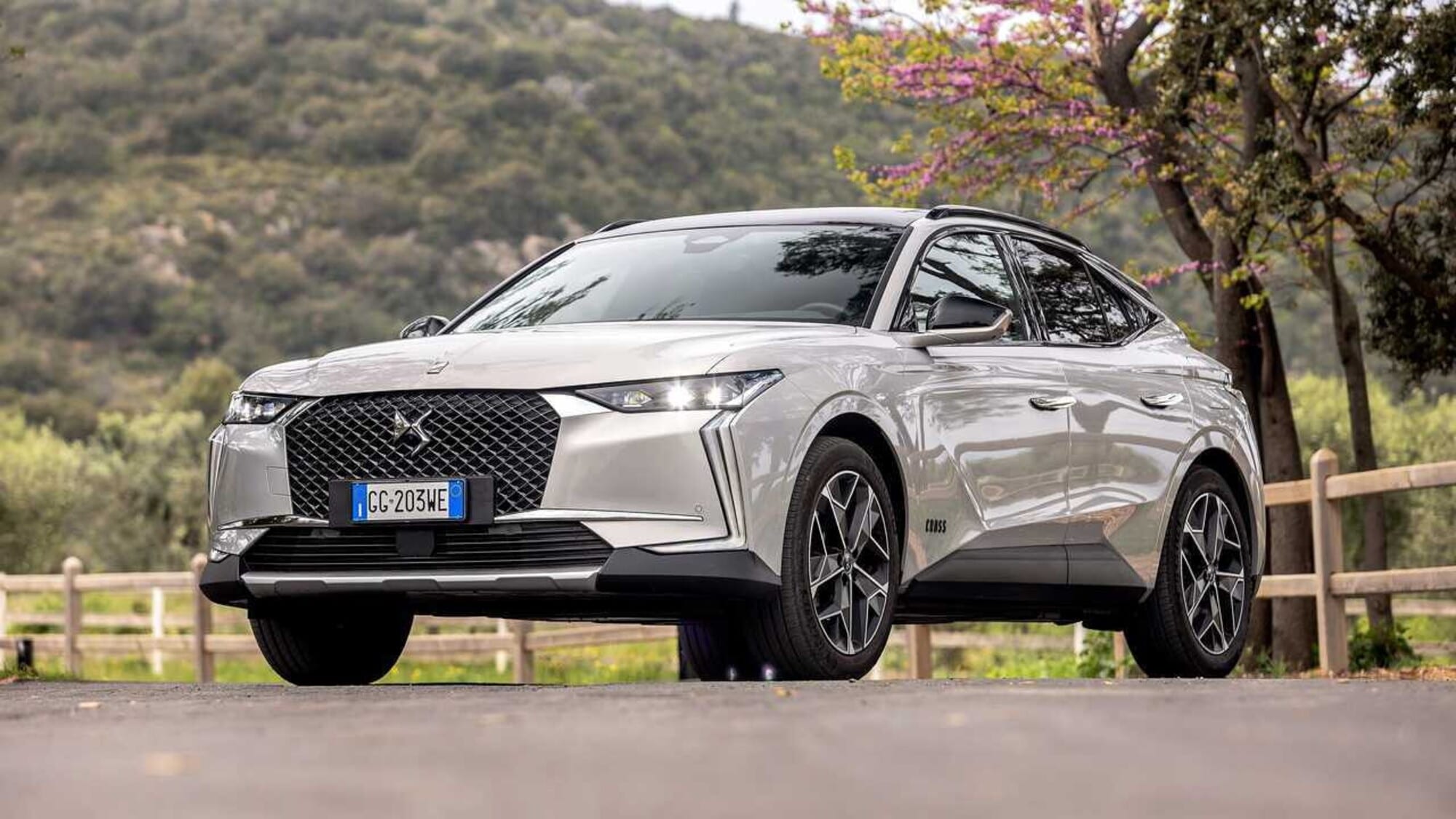 Tassazione auto aziendali 2025: le nuove regole sui fringe benefit