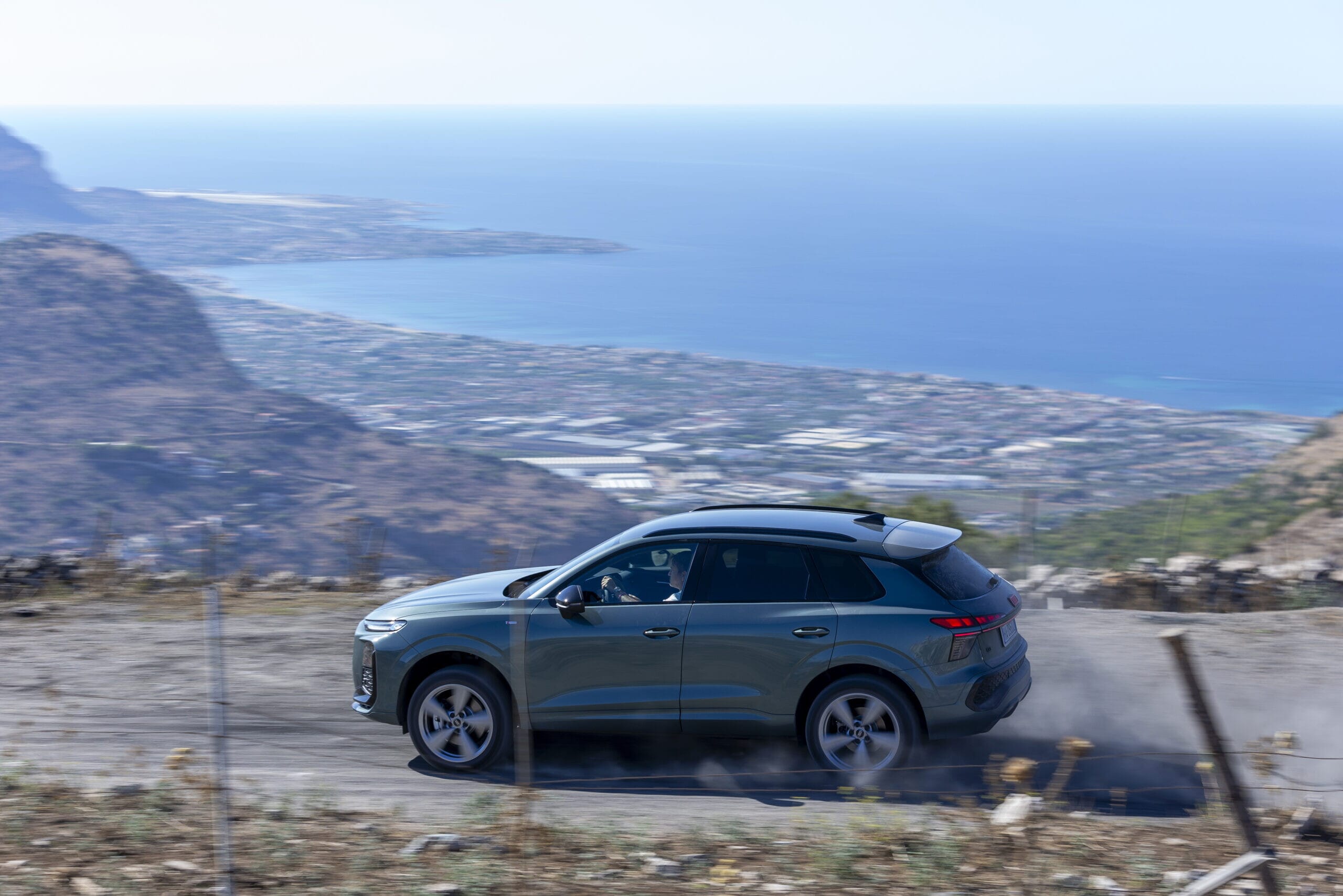 Audi Q3 2025, il nuovo Suv best seller di Ingolstadt