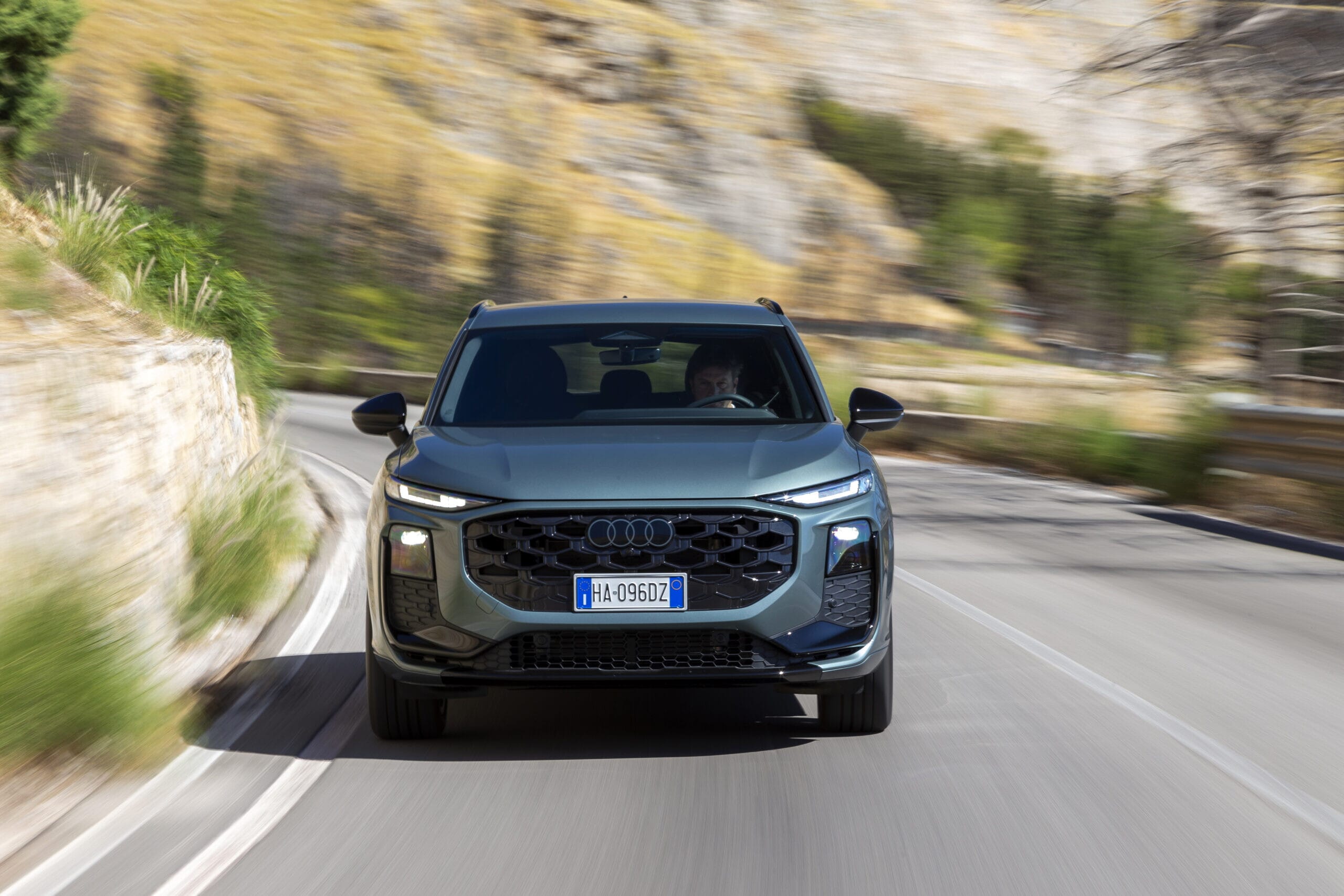 Audi Q3 2025, il nuovo Suv best seller di Ingolstadt