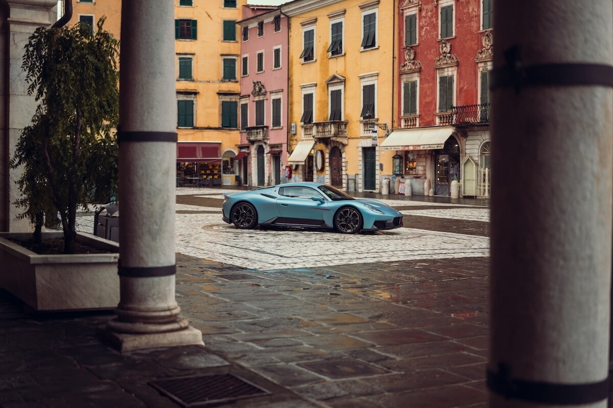Maserati MCPura e MCPura Cielo su strada