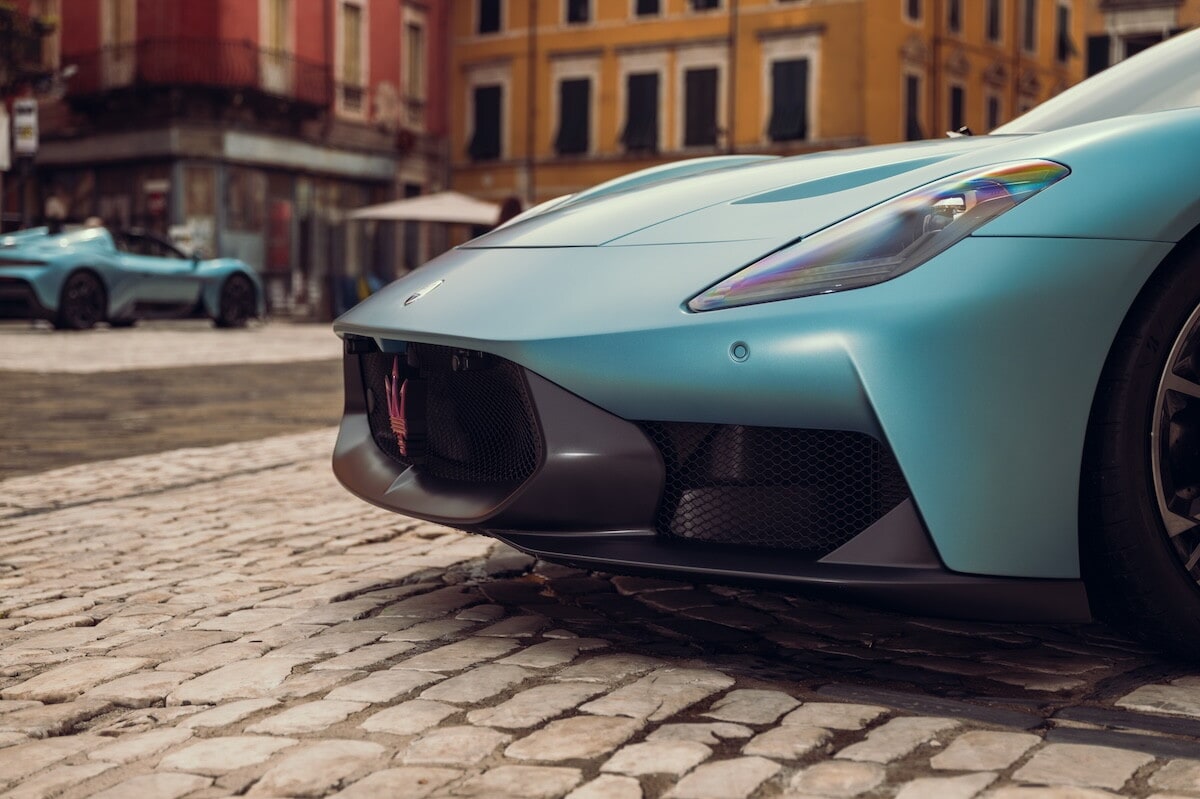 Maserati MCPura e MCPura Cielo su strada